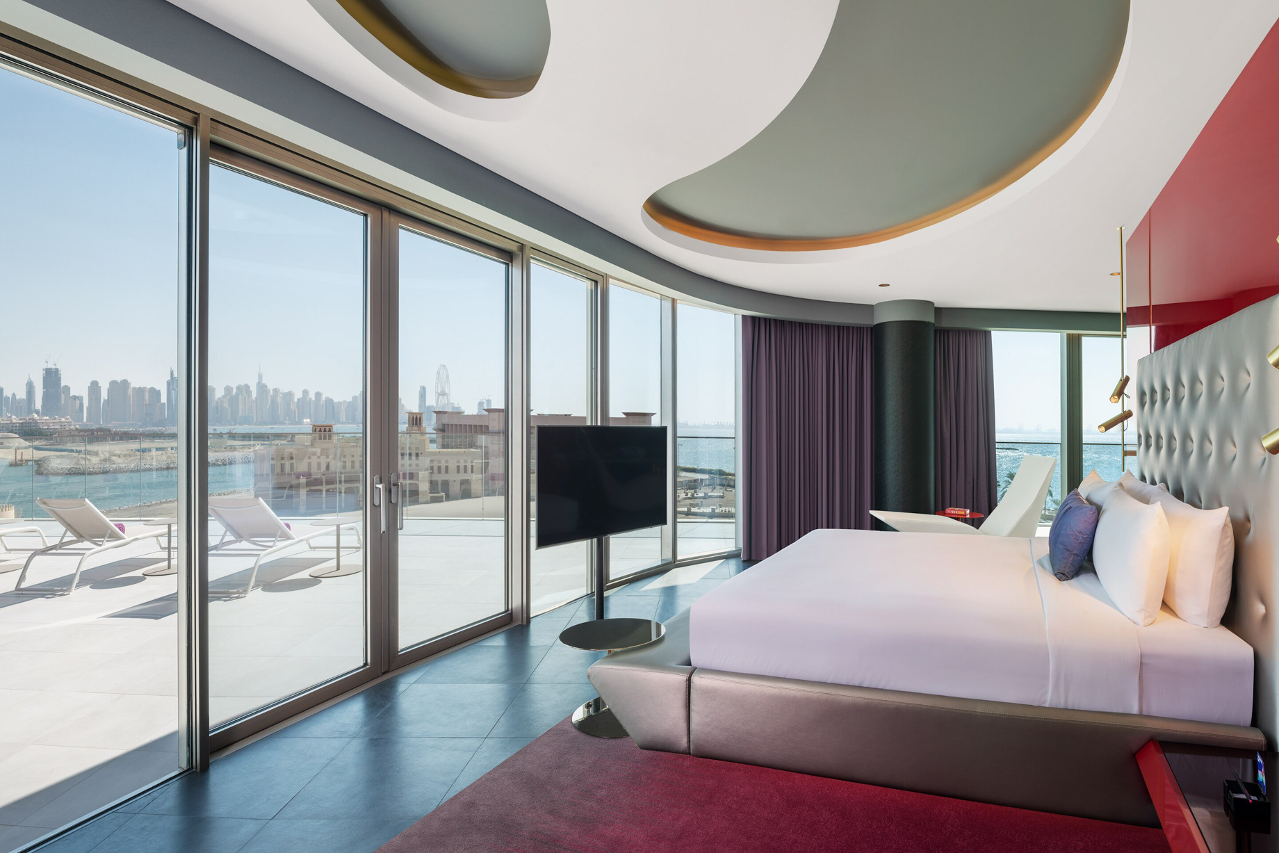 W Dubai The Palm Resort – Dubai, UAE – WOW Suite King Guestroom