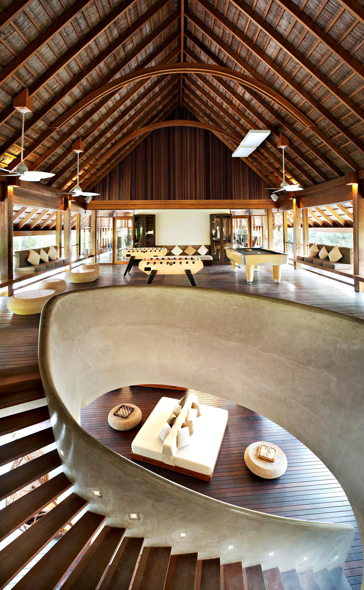 049 – W Maldives Resort – Fesdu Island, Maldives – Energy Lounge