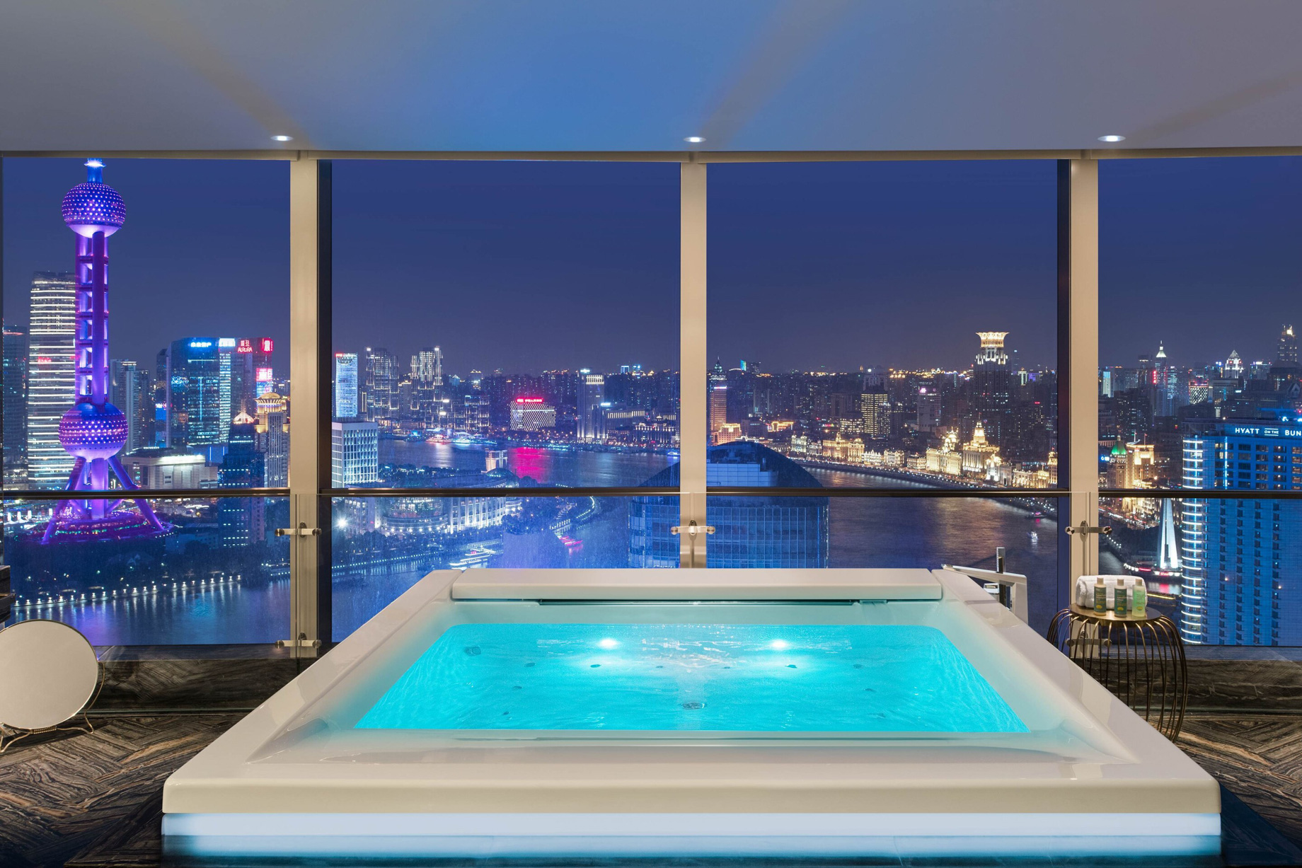 W Shanghai The Bund Hotel - Shanghai, China - Cloud on the Bund Guest Bathroom