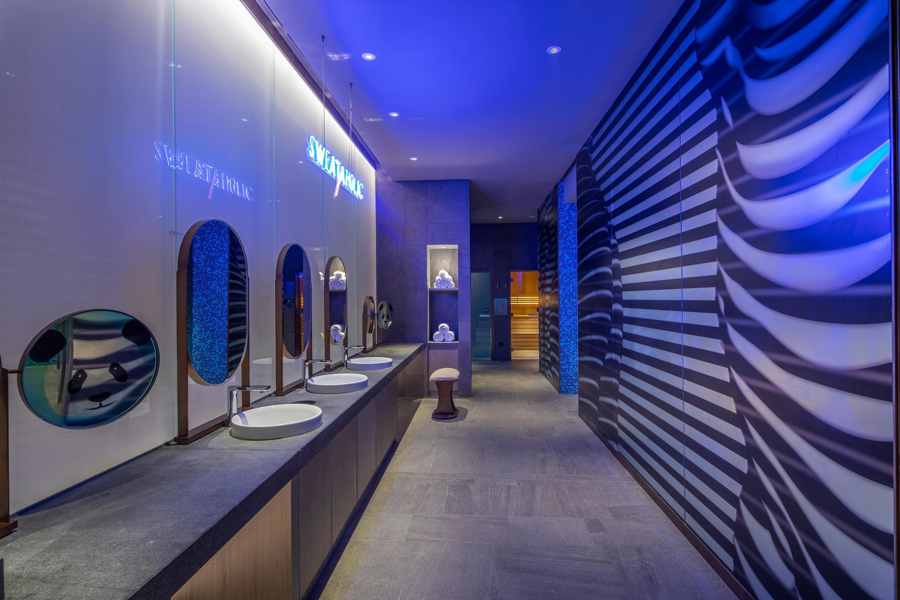 W Chengdu Hotel – Chengdu, China – WET Change Room