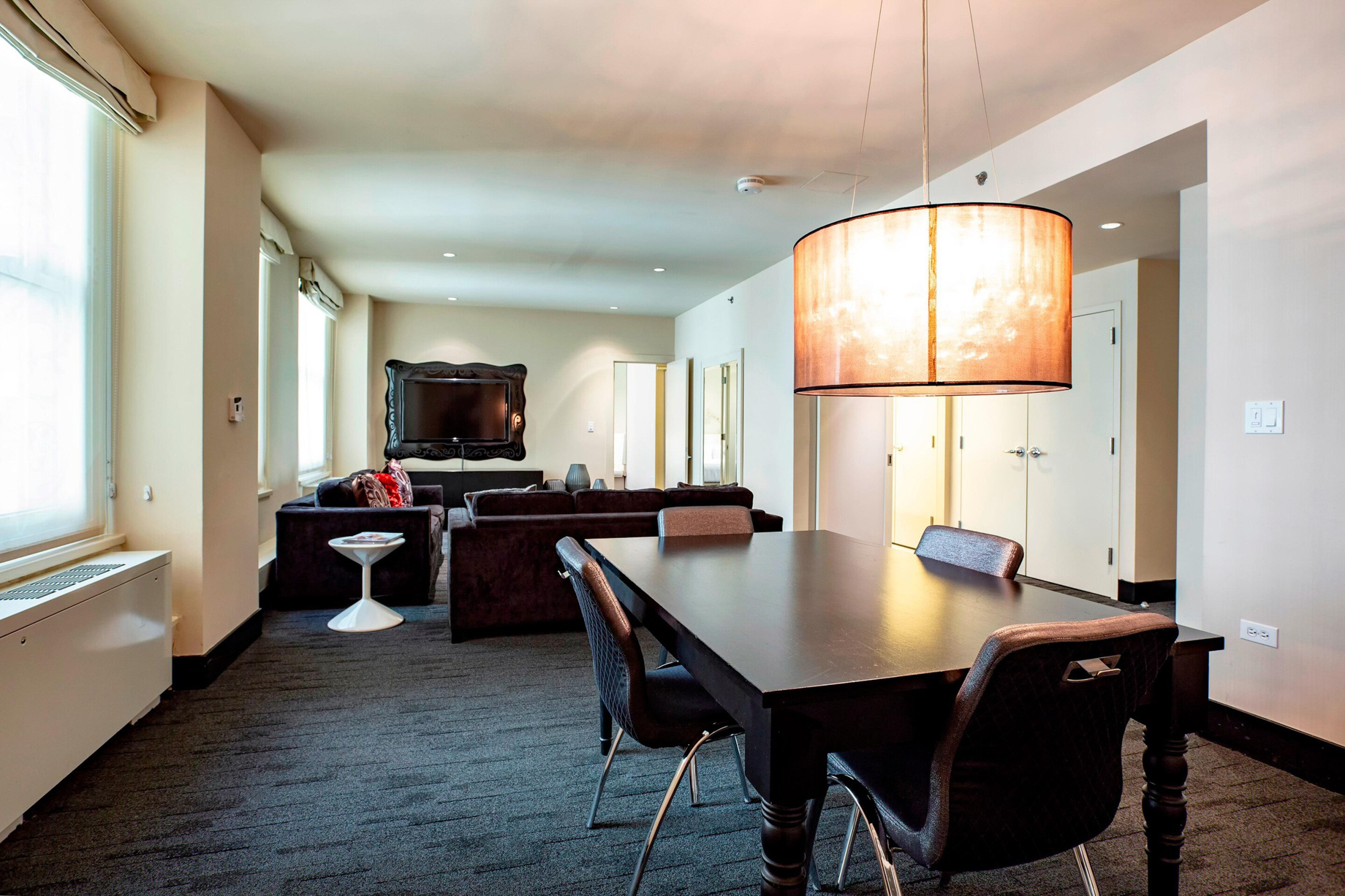 W Chicago City Center Hotel - Chicago, IL, USA - Marvelous Suite Living Area