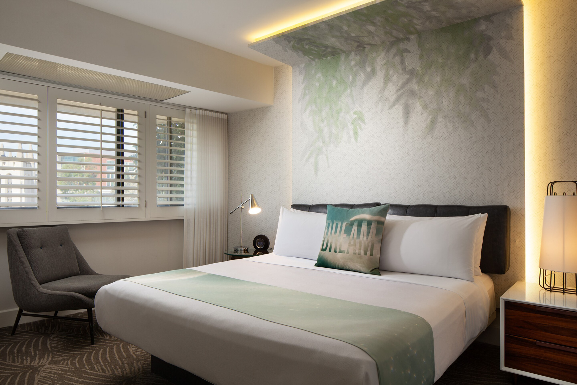 W Los Angeles West Beverly Hills Hotel – Los Angeles, CA, USA – WOW Suite King Bed