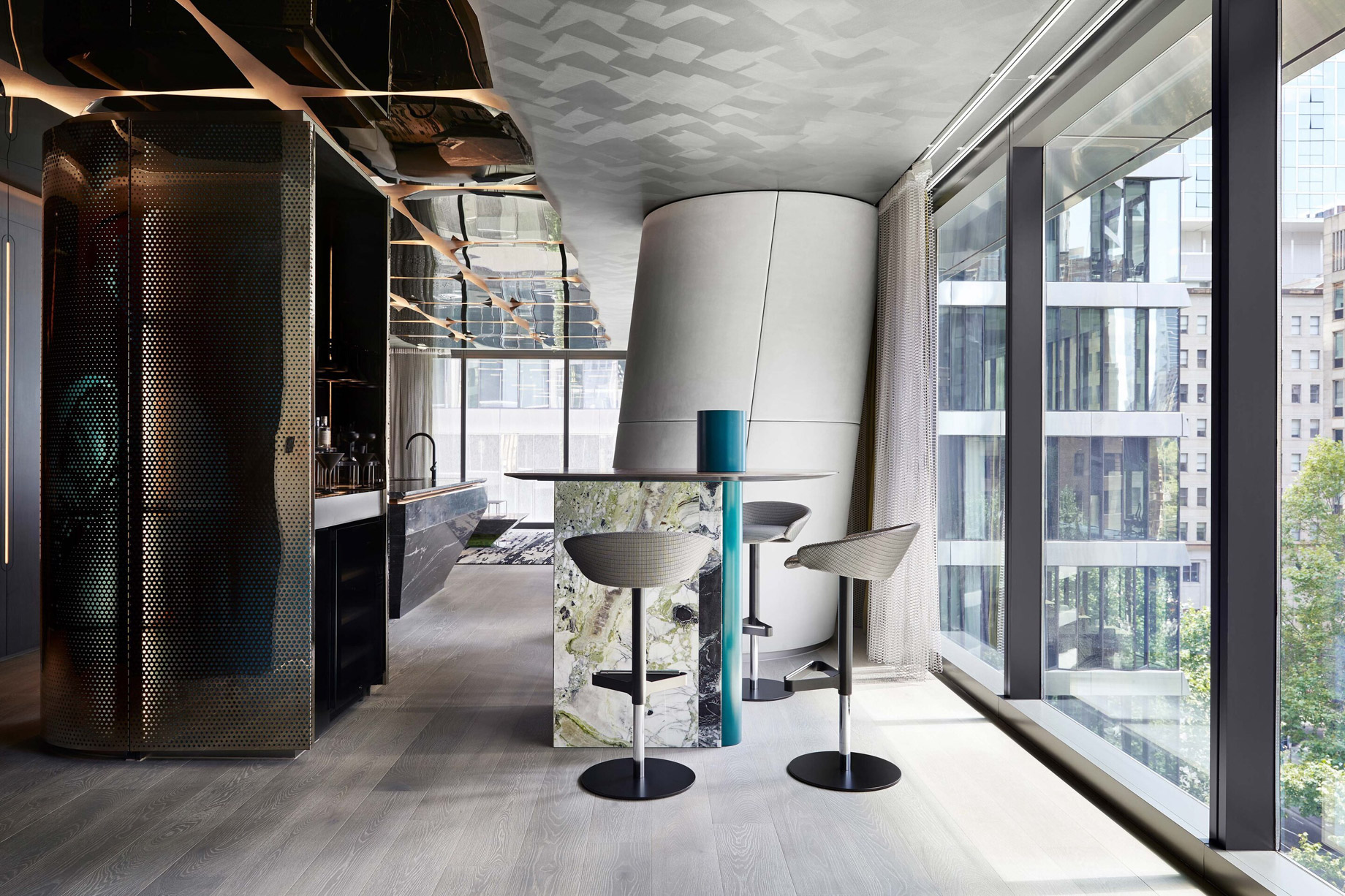 W Melbourne Hotel - Melbourne, Australia - Wow Suite Seating