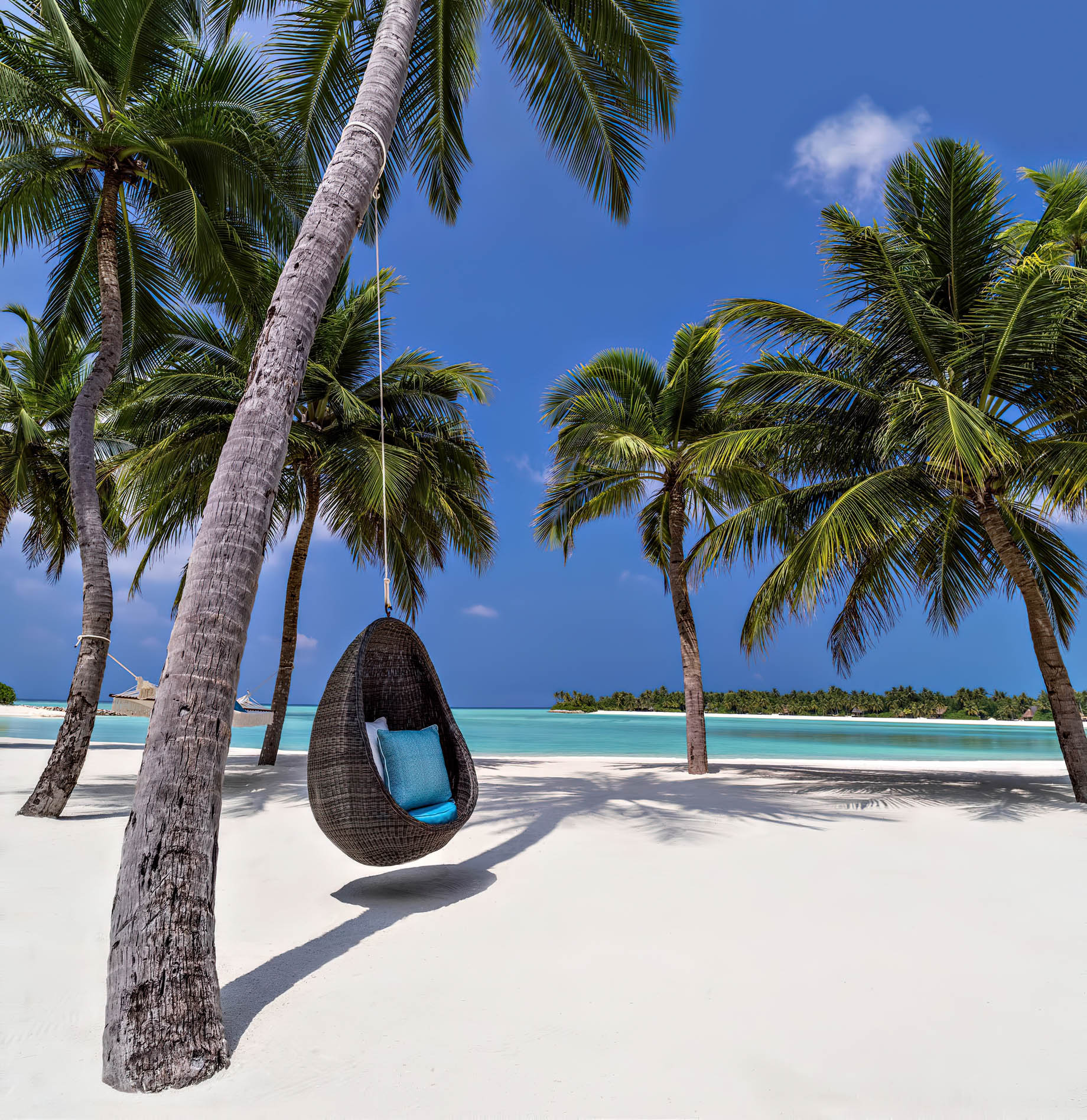One&Only Reethi Rah Resort – North Male Atoll, Maldives – Grand Beach Villa Swinging Tree Chair