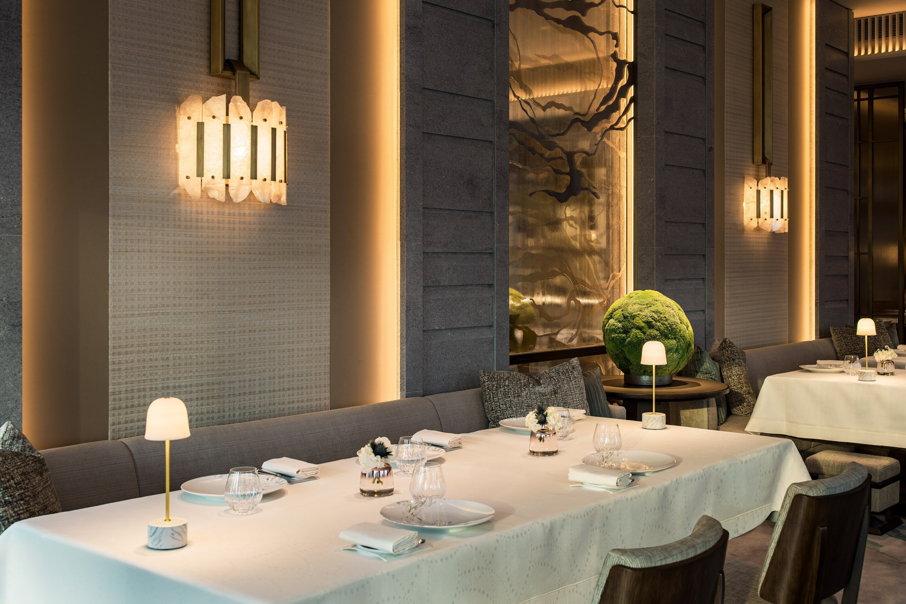 The St. Regis Hong Kong Hotel – Wan Chai, Hong Kong – L’Envol Table Setting