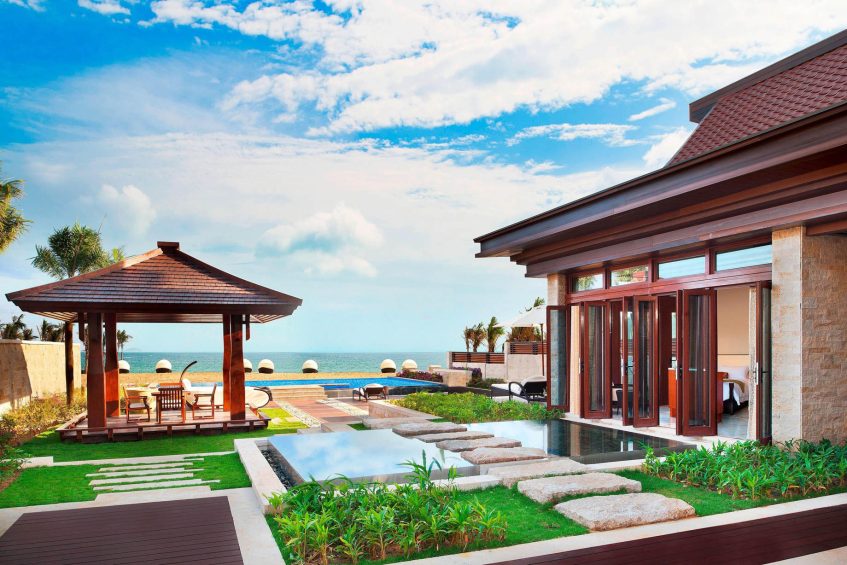 The St. Regis Sanya Yalong Bay Resort - Hainan, China - Royal Seaside Two Bedroom Villa Outdoor Area