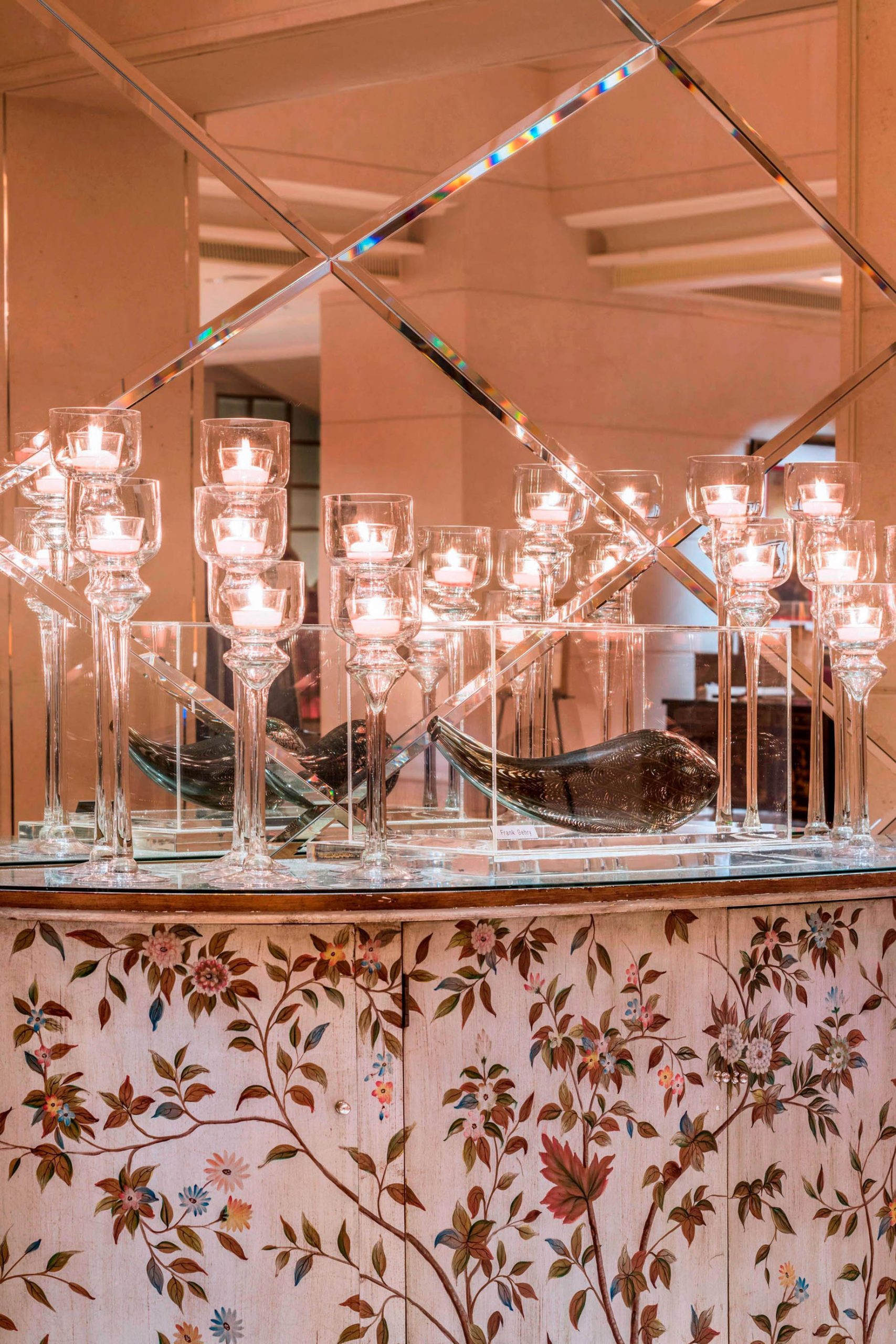 The St. Regis Singapore Hotel - Singapore - Fishes by Frank Gehry