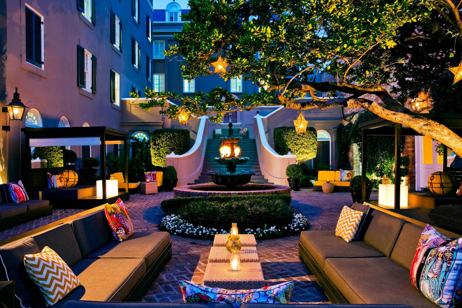 W New Orleans French Quarter Hotel - New Orleans, LA, USA - Courtyard View