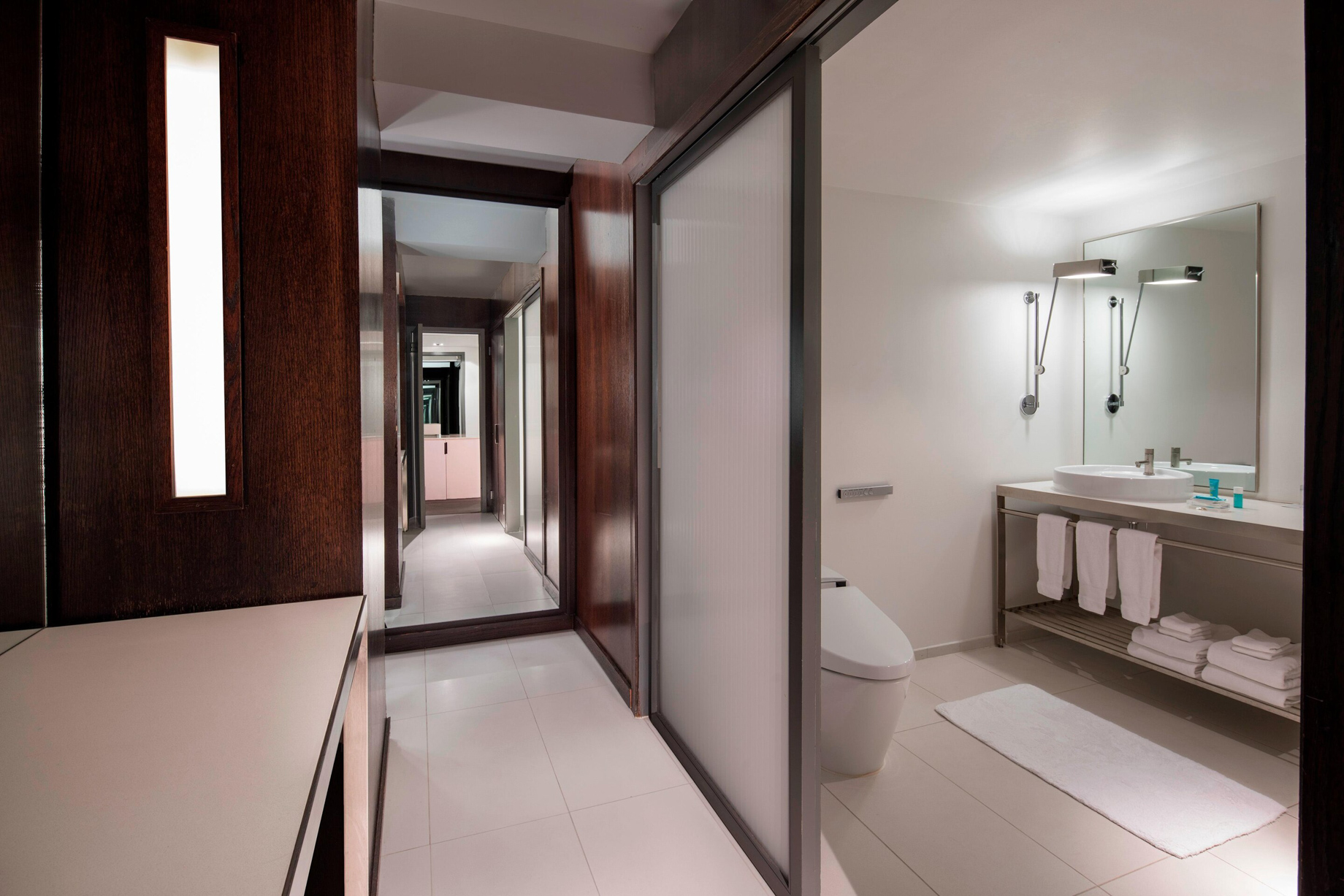 W New York Times Square Hotel – New York, NY, USA – WOW Suite Bathroom