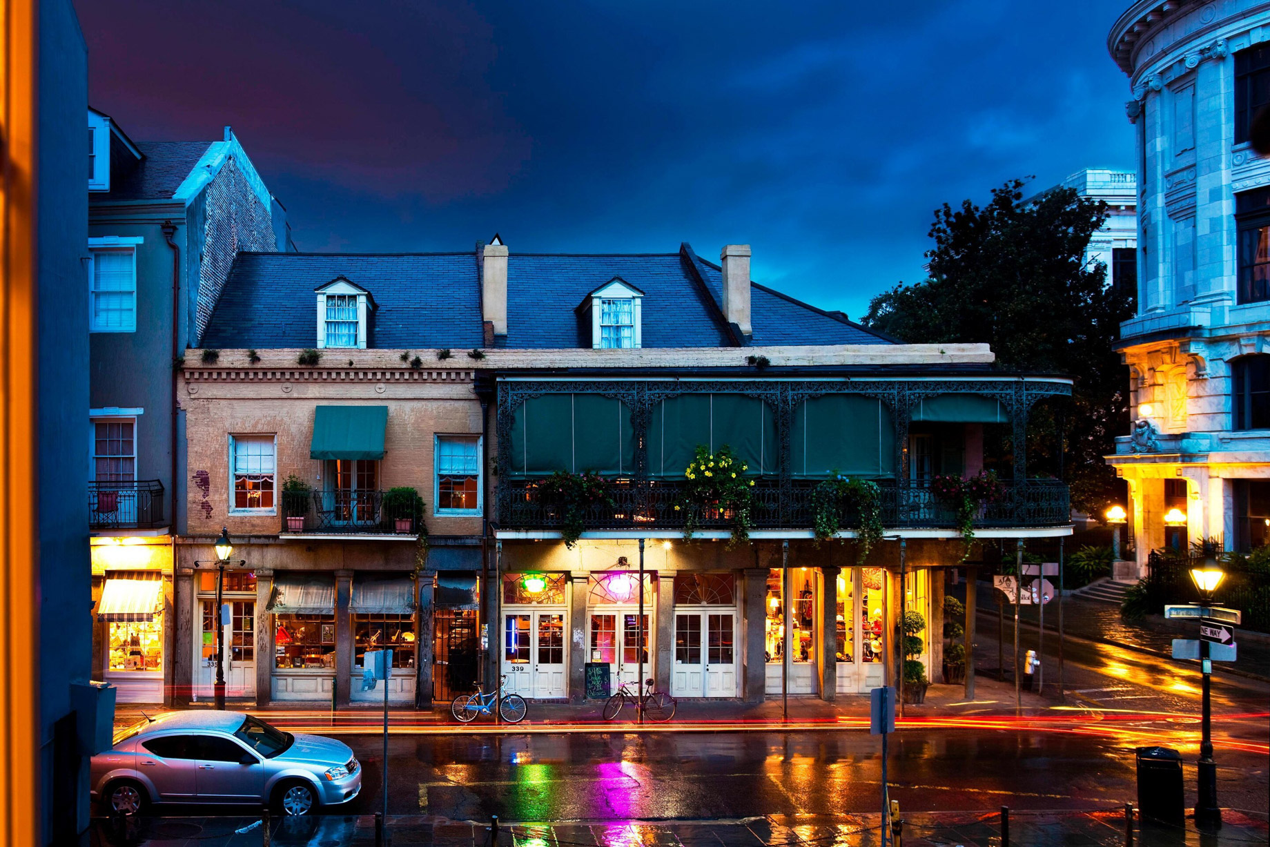 W New Orleans French Quarter Hotel – New Orleans, LA, USA – French Quarter Street View