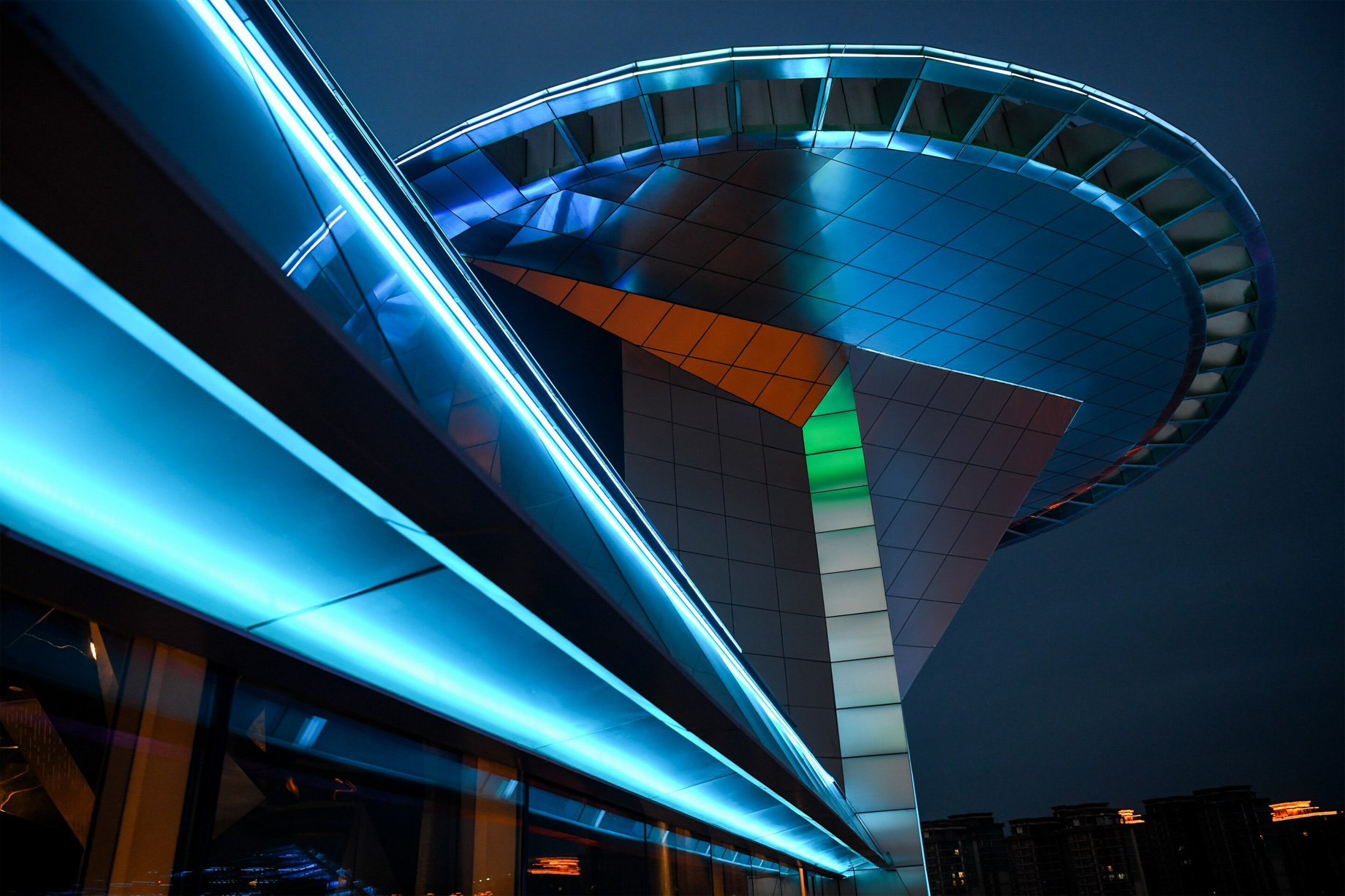 053 – W Xi’an Hotel – Xi’an, Shaanxi Province, China – Hotel Sky Plaza Exterior