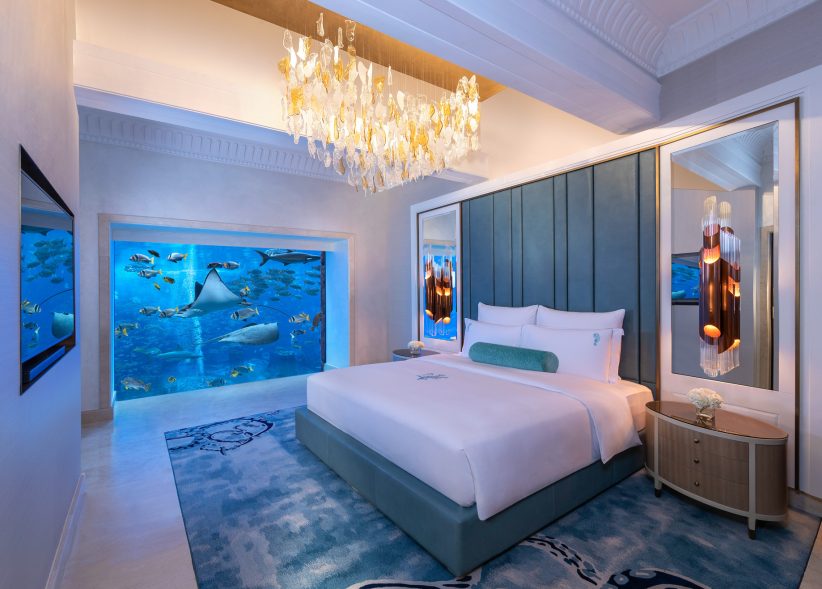 Atlantis The Palm Resort - Crescent Rd, Dubai, UAE - Underwater Suite Bedroom