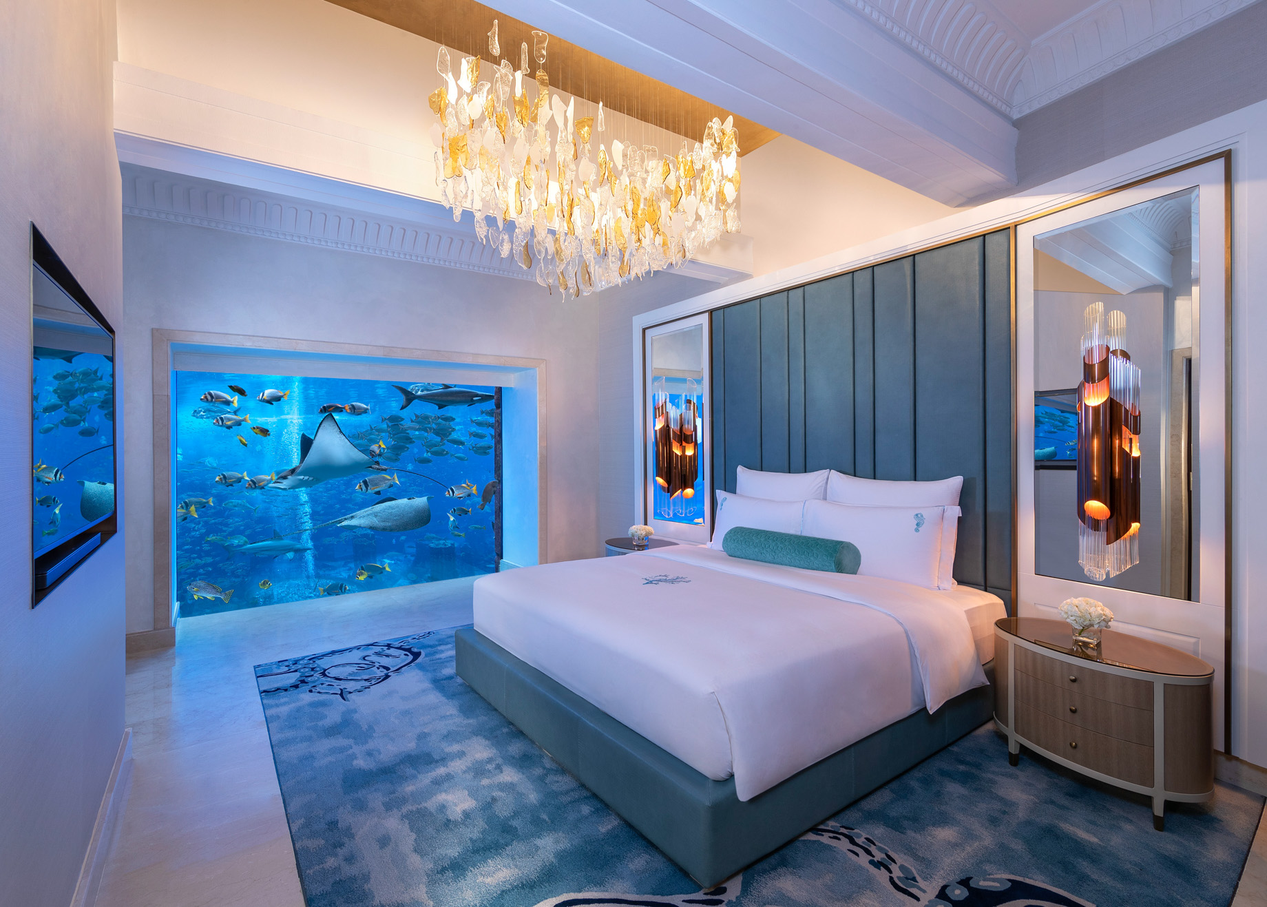 Atlantis The Palm Resort – Crescent Rd, Dubai, UAE – Underwater Suite Bedroom