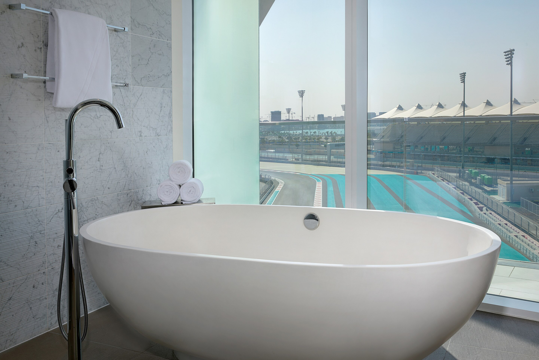 W Abu Dhabi Yas Island Hotel - Abu Dhabi, UAE - Fabulous Suite Bathroom Tub