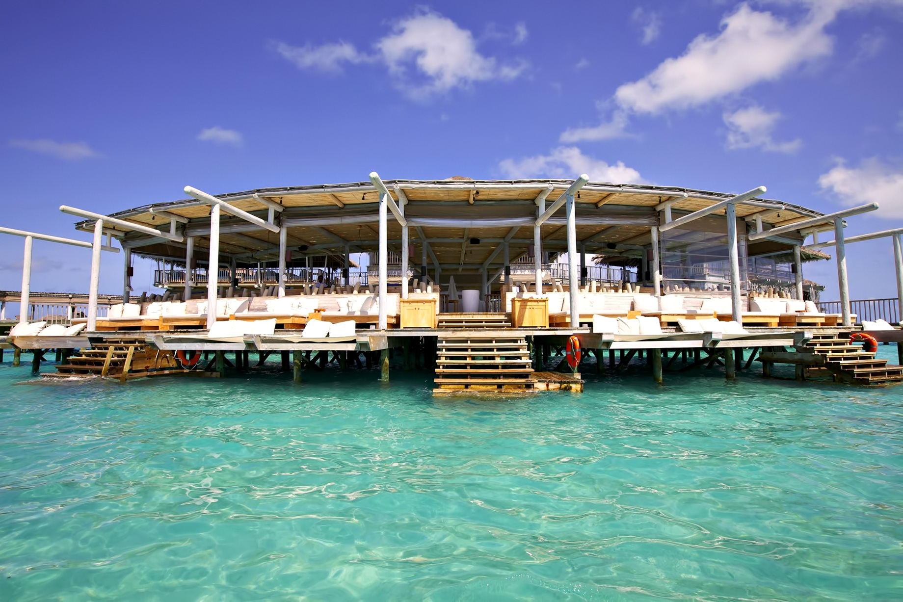 Six Senses Laamu Resort – Laamu Atoll, Maldives – Chill Bar