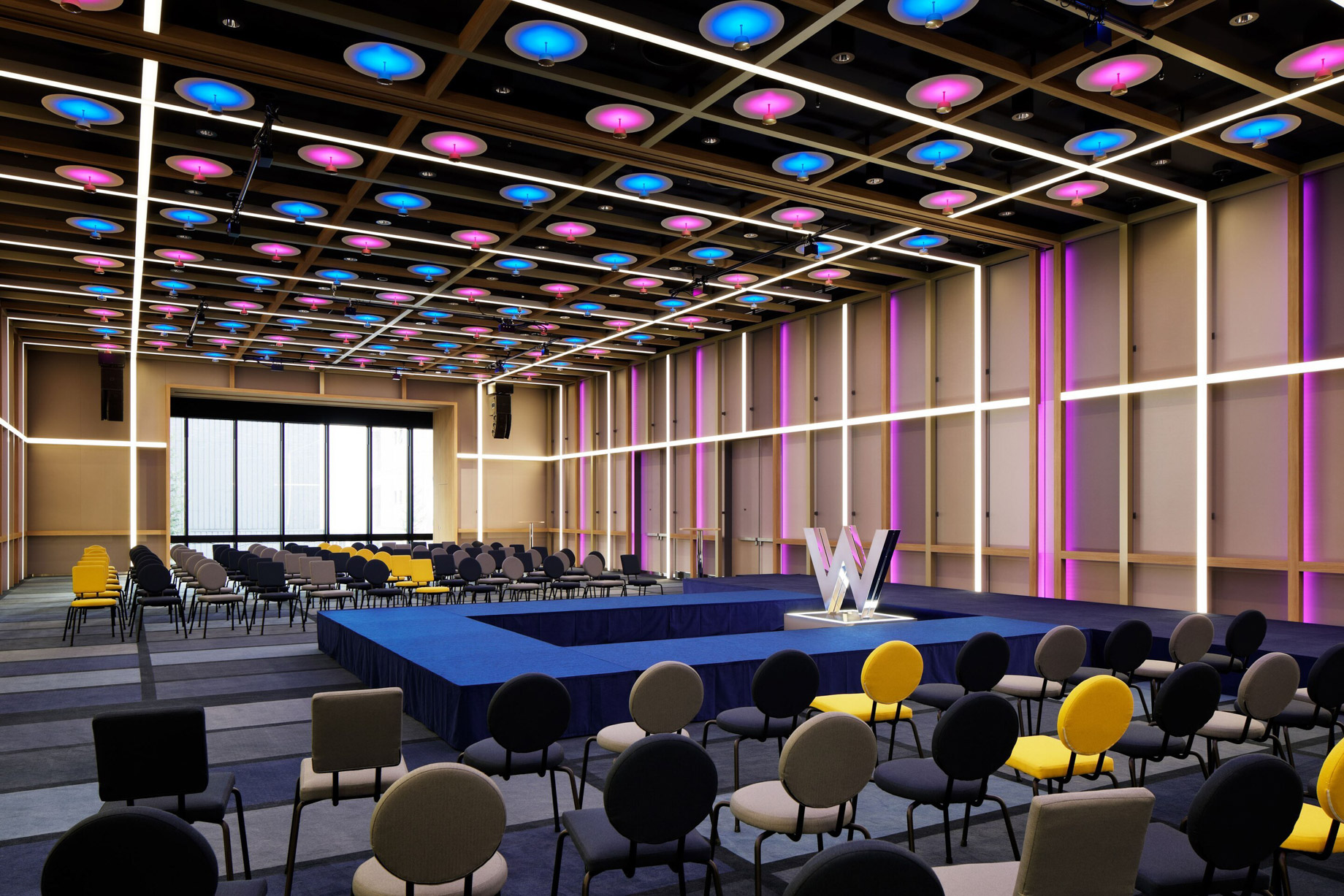 W Osaka Hotel - Osaka, Japan - Great Room