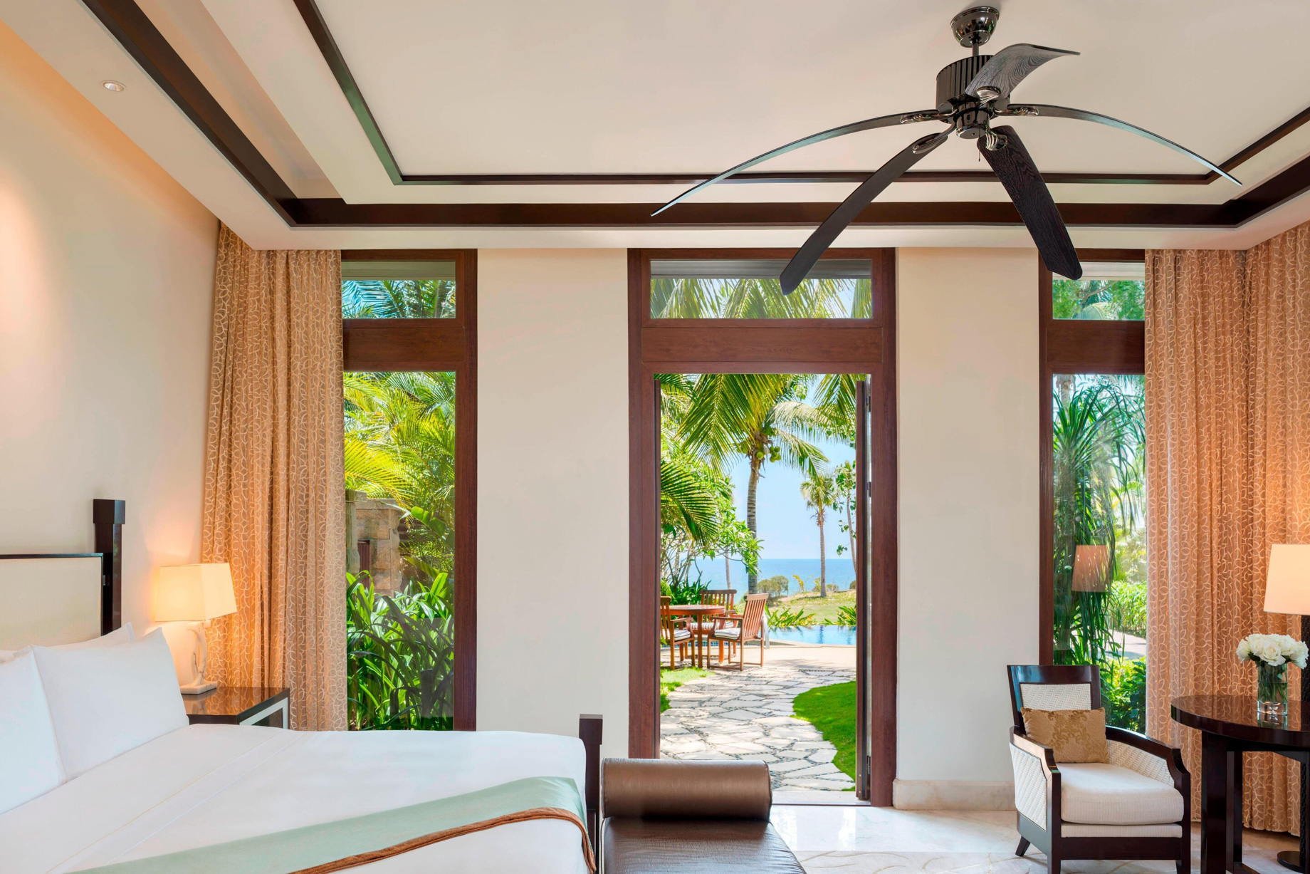 The St. Regis Sanya Yalong Bay Resort – Hainan, China – Seaside One Bedroom Villa King Bedroom View