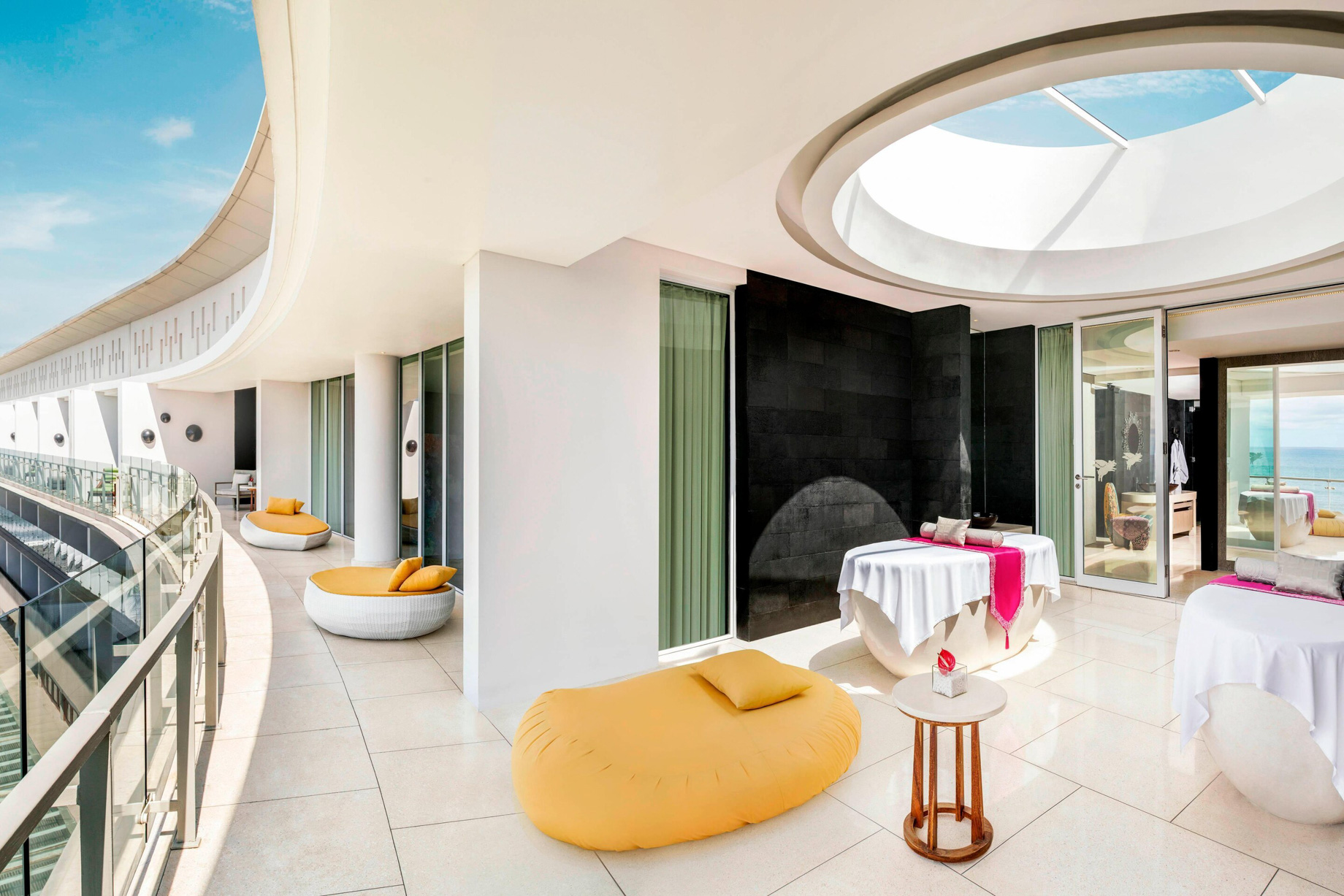 W Bali Seminyak Resort – Seminyak, Indonesia – Extreme WOW Suite Bathroom Terrace