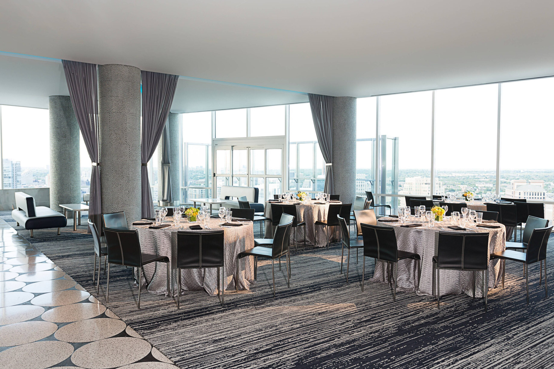 W Dallas Victory Hotel – Dallas, TX, USA – Altitude Tables Banquet Setup