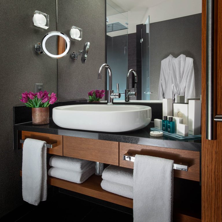 Palace Hotel – Burgenstock Hotels & Resort – Obburgen, Switzerland – Superior Room Bathroom