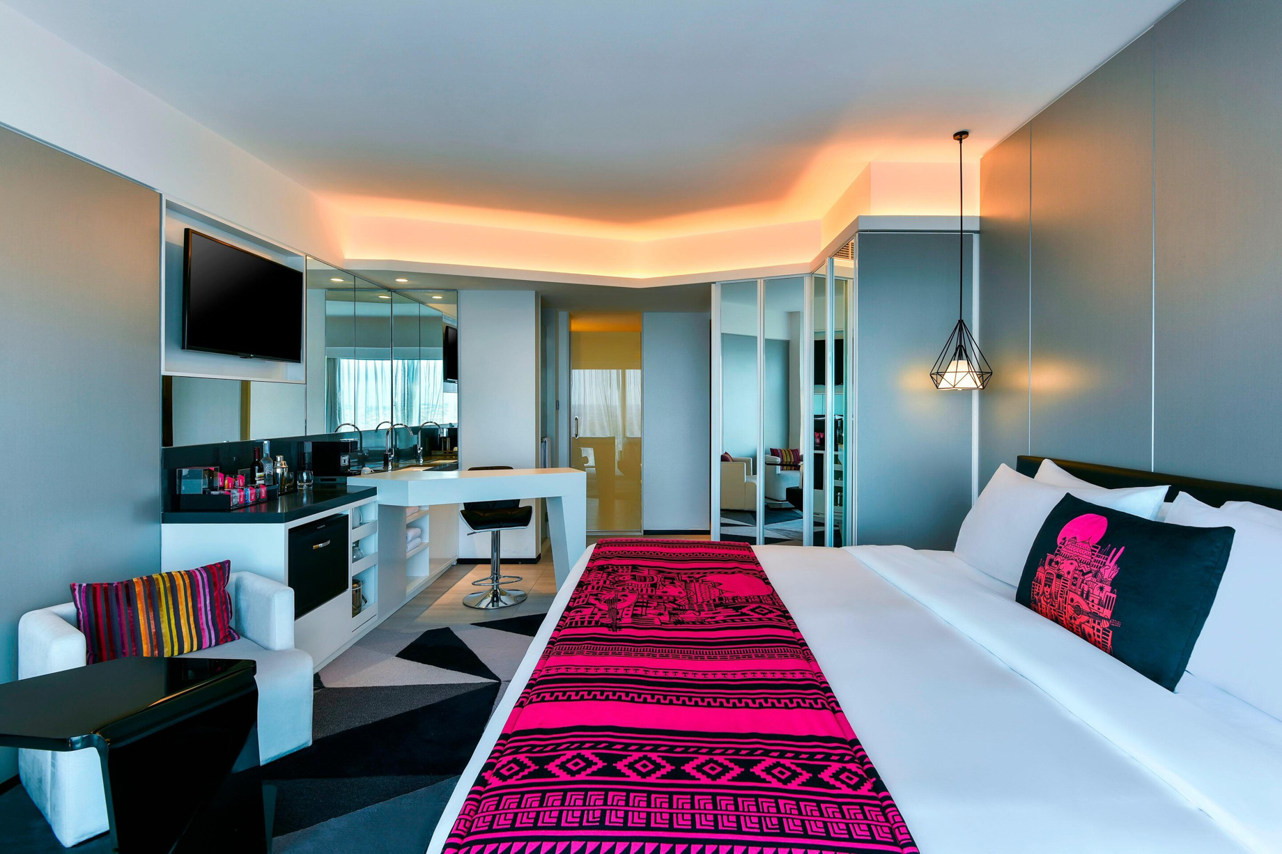 W Amman Hotel – Amman, Jordan – Spectacular City View Room