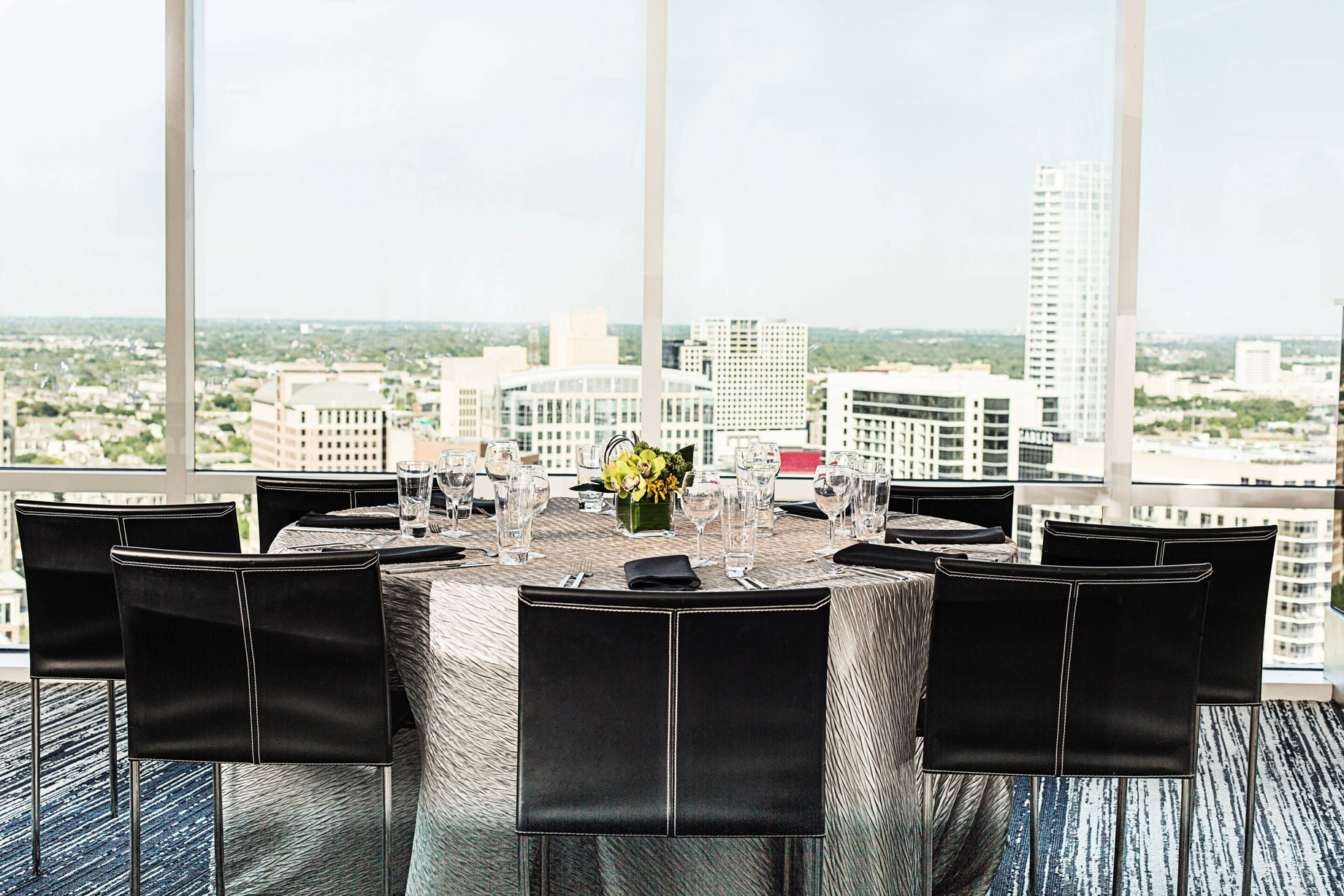 W Dallas Victory Hotel – Dallas, TX, USA – Altitude Table Banquet Setup