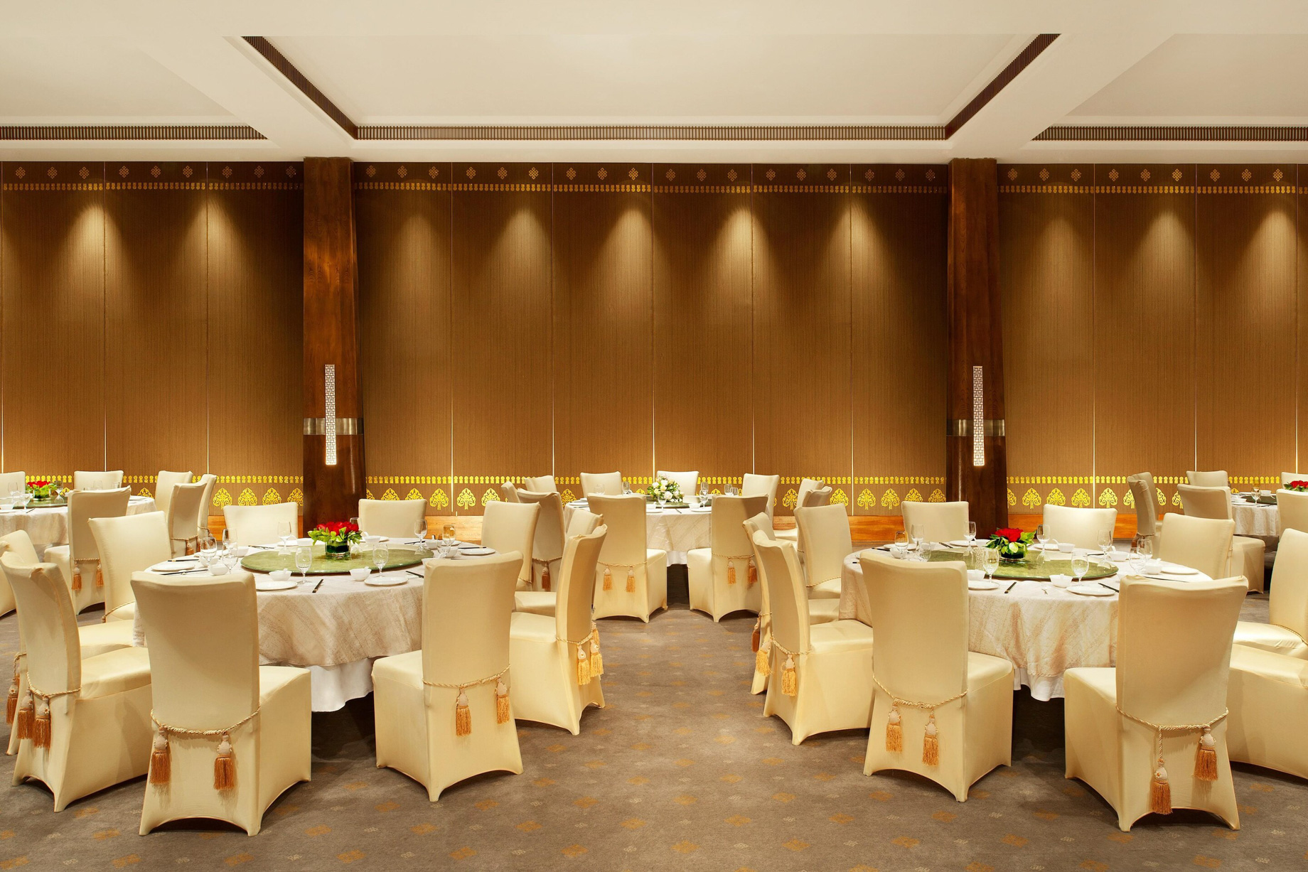 The St. Regis Lhasa Resort – Lhasa, Xizang, China – Astor Ballroom Banquet