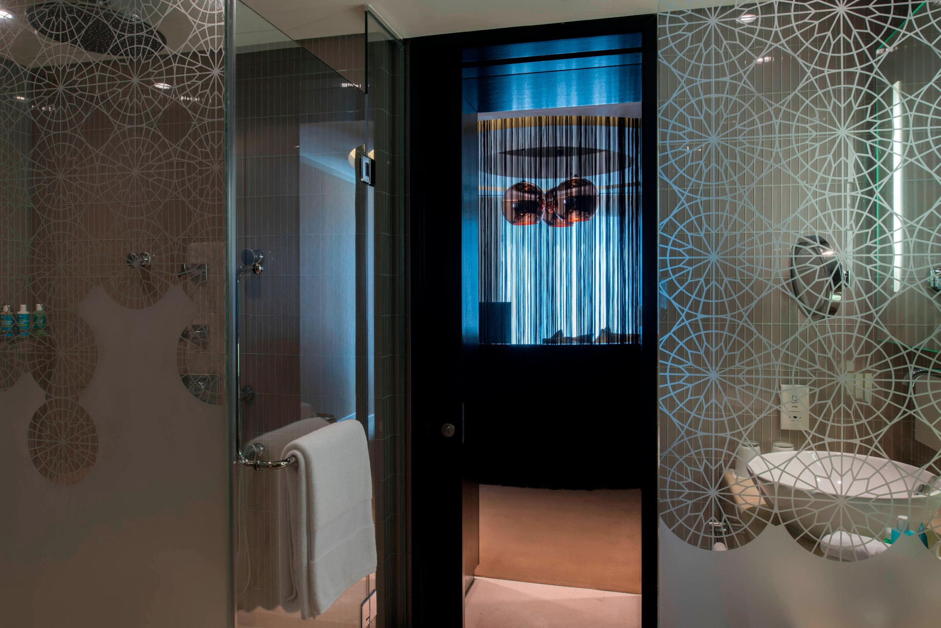 W Doha Hotel – Doha, Qatar – W Suite Bathroom