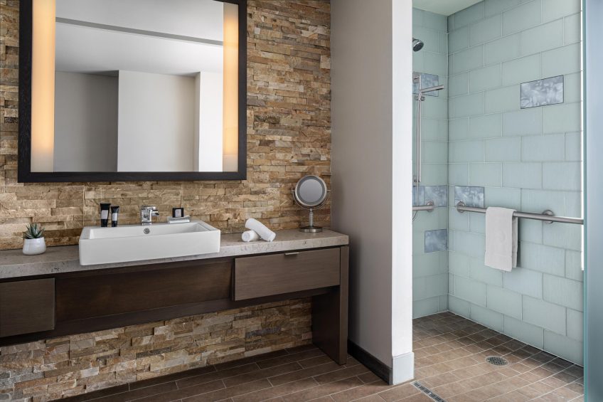 W Scottsdale Hotel - Scottsdale, AZ, USA - Wonderful Double Accessible Guest Bathroom