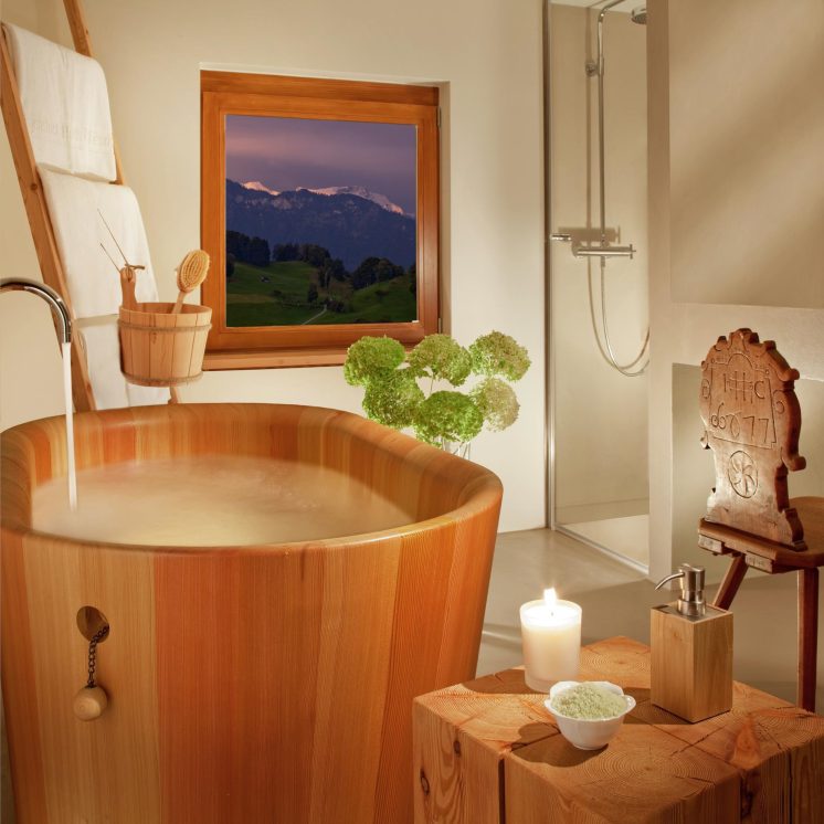 Palace Hotel - Burgenstock Hotels & Resort - Obburgen, Switzerland - Blockhaus Residence Bathroom