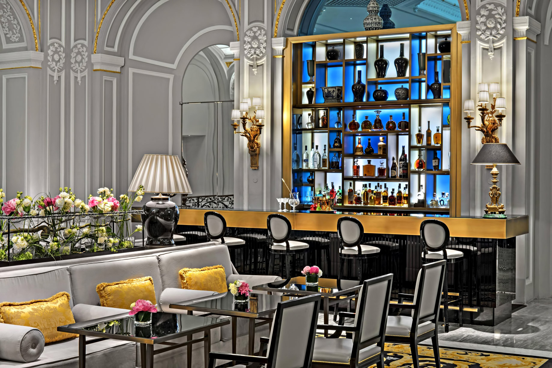 The St. Regis Rome Hotel - Rome, Italy - Lumen, Cocktails and Cuisine Bar