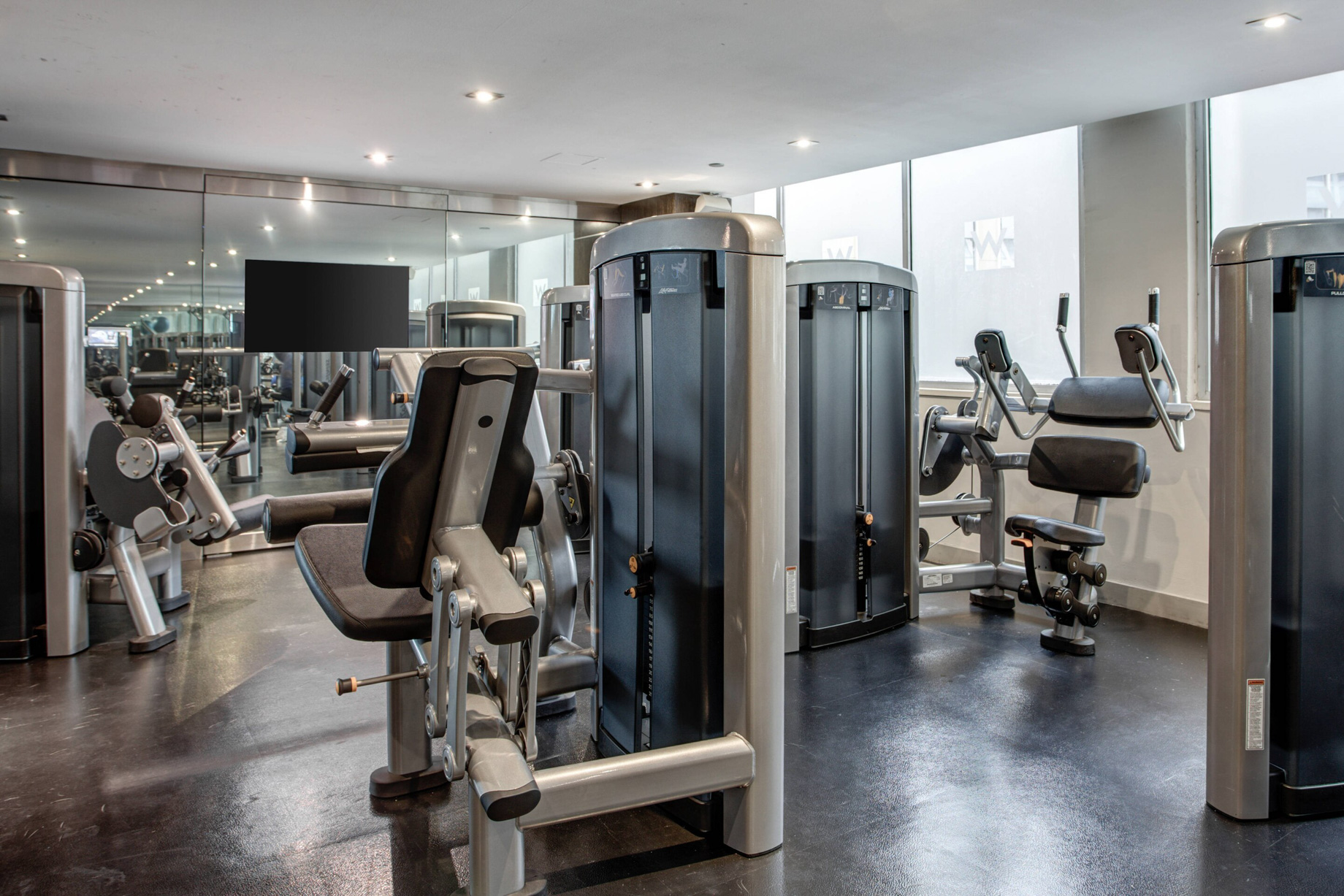 W Chicago Lakeshore Hotel – Chicago, IL, USA – Fitness Center Equipment