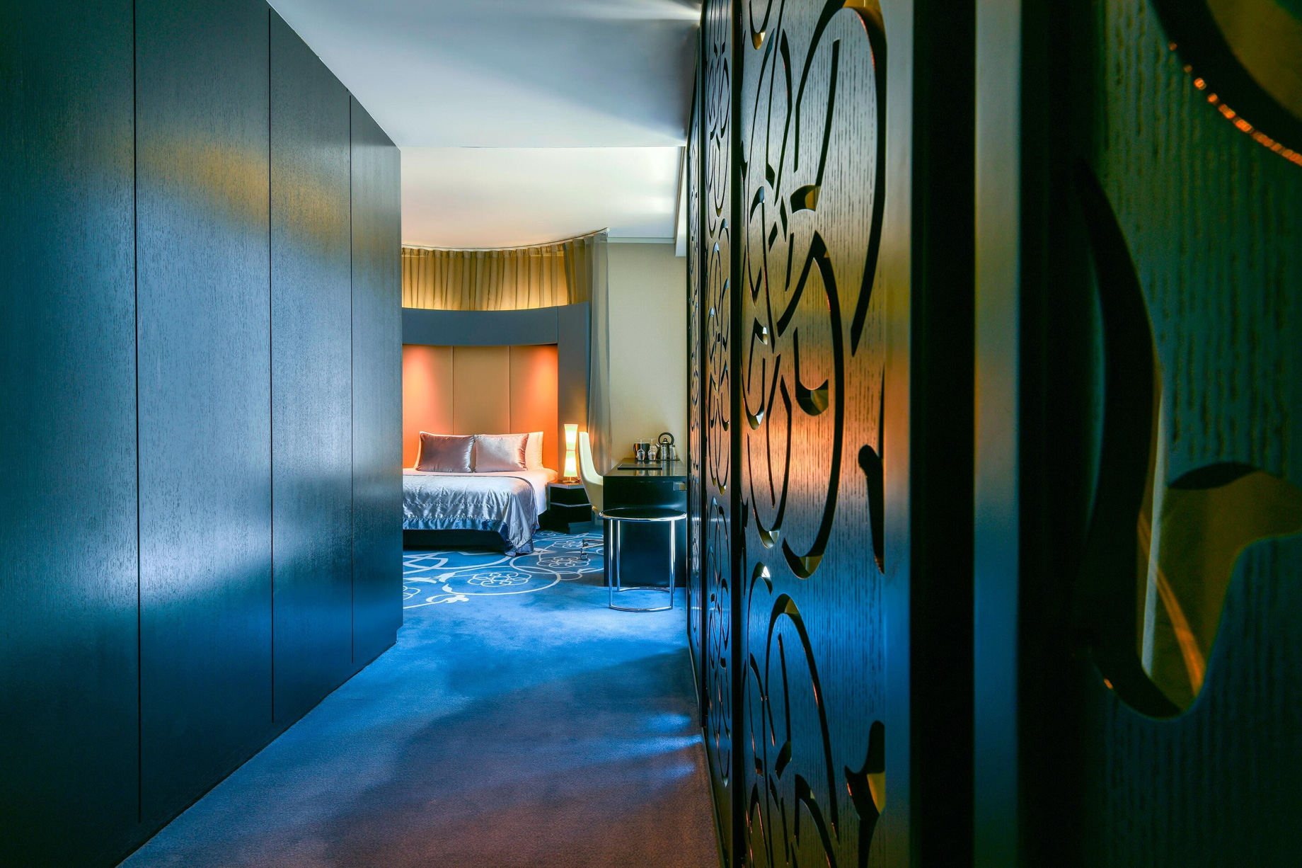 W Doha Hotel – Doha, Qatar – Spectacular Guest Room