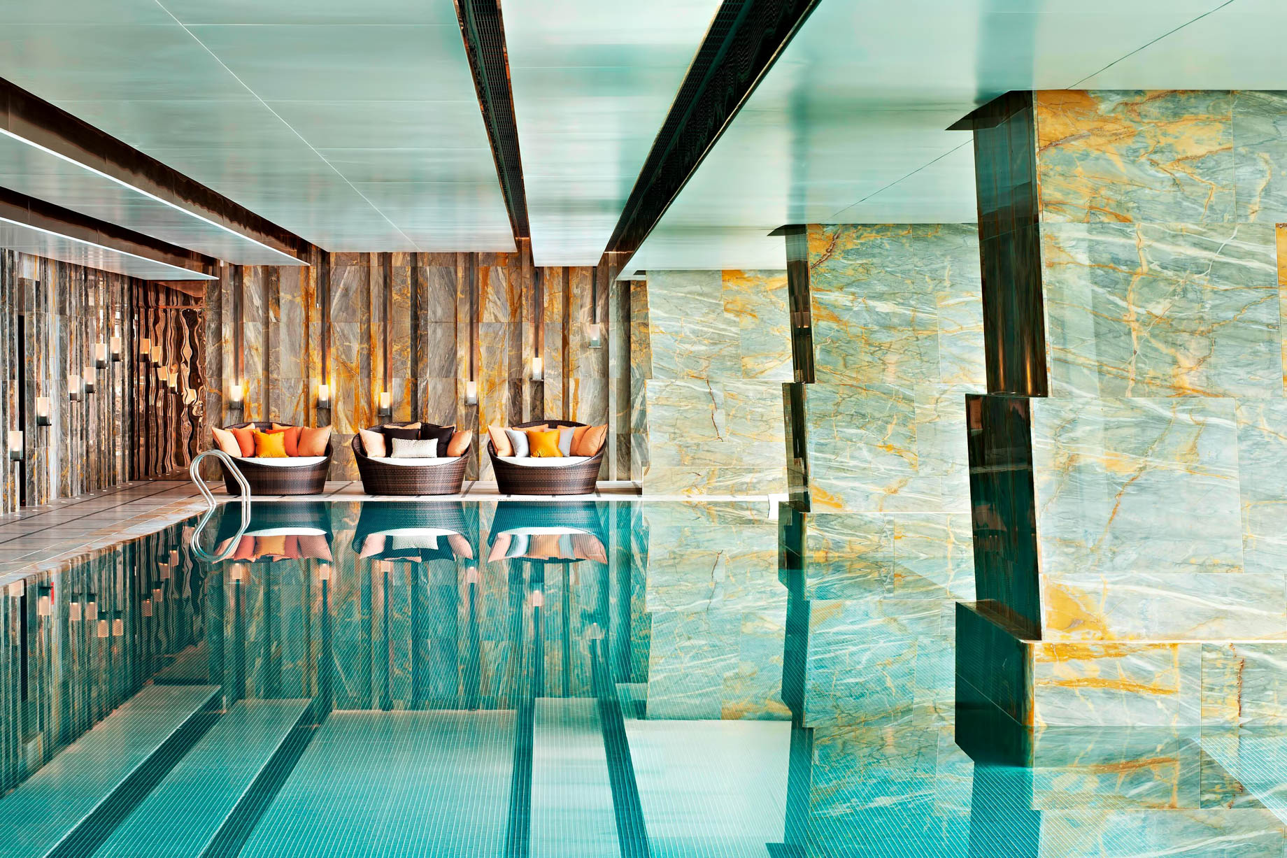 The St. Regis Shenzhen Hotel – Shenzhen, China – 75th Floor Infinity Pool