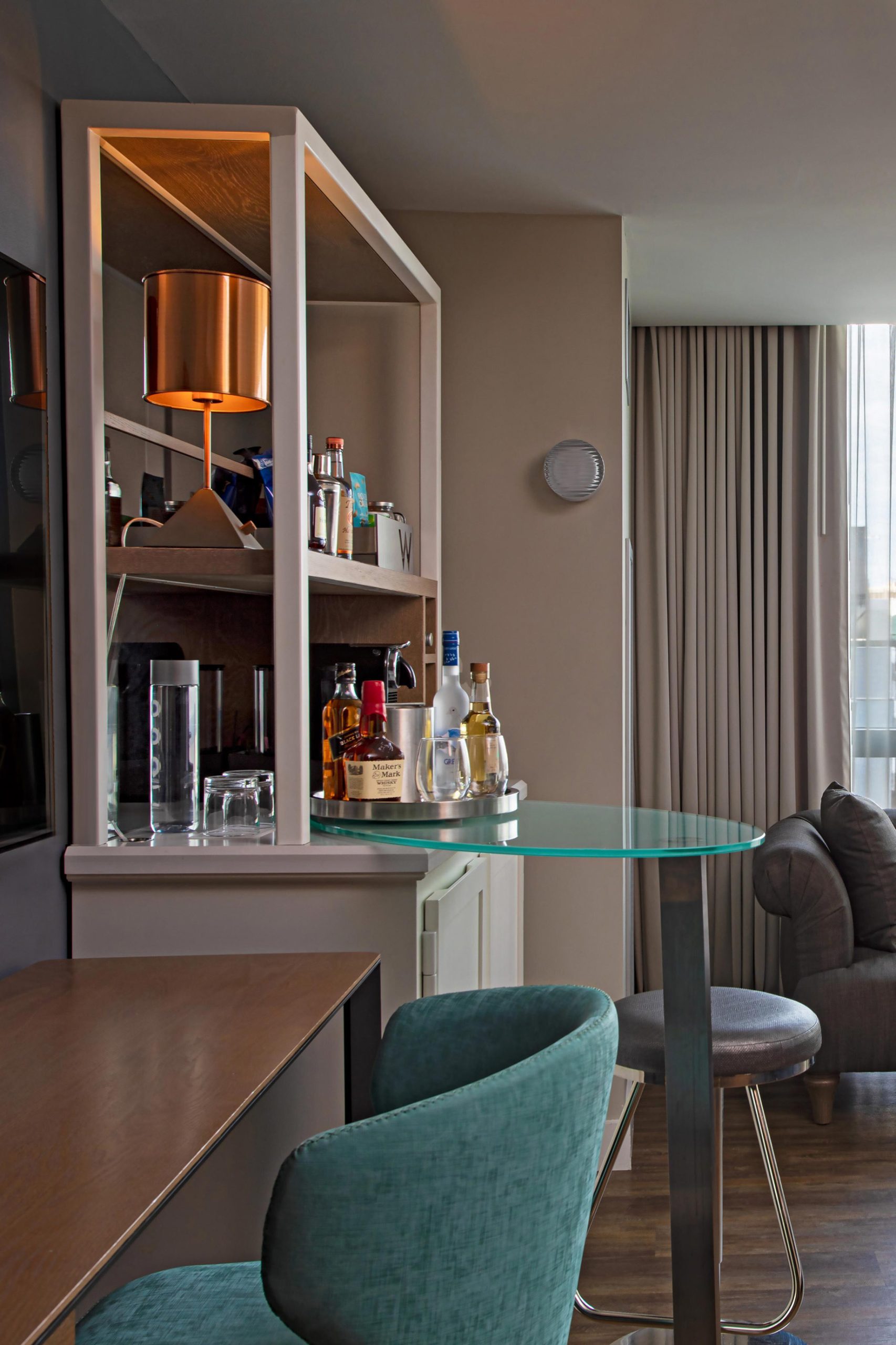 W Boston Hotel – Boston, MA, USA – Mega Guest Room Interior Amenities