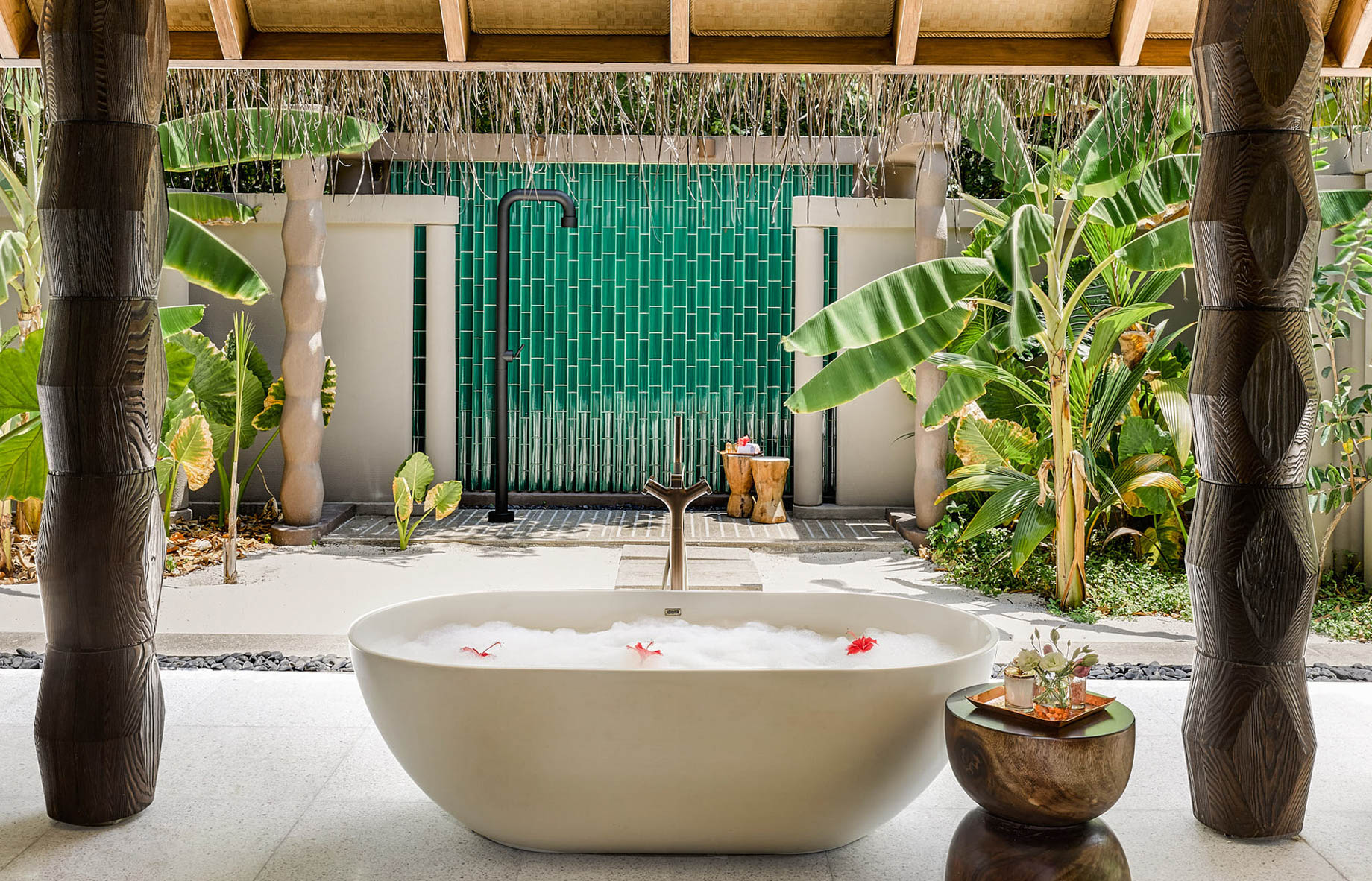 JOALI Maldives Resort - Muravandhoo Island, Maldives - Beachfront Villa Outdoor Bathroom