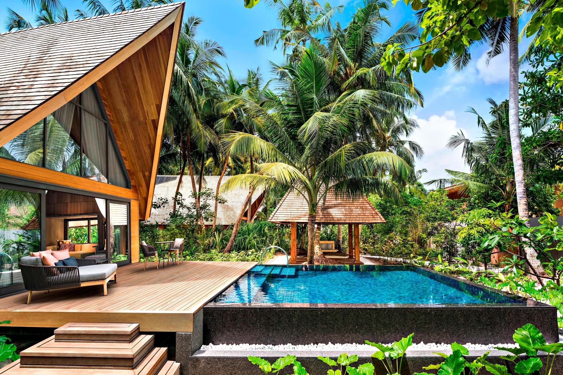 The St. Regis Maldives Vommuli Resort – Dhaalu Atoll, Maldives – Garden Villa with Pool