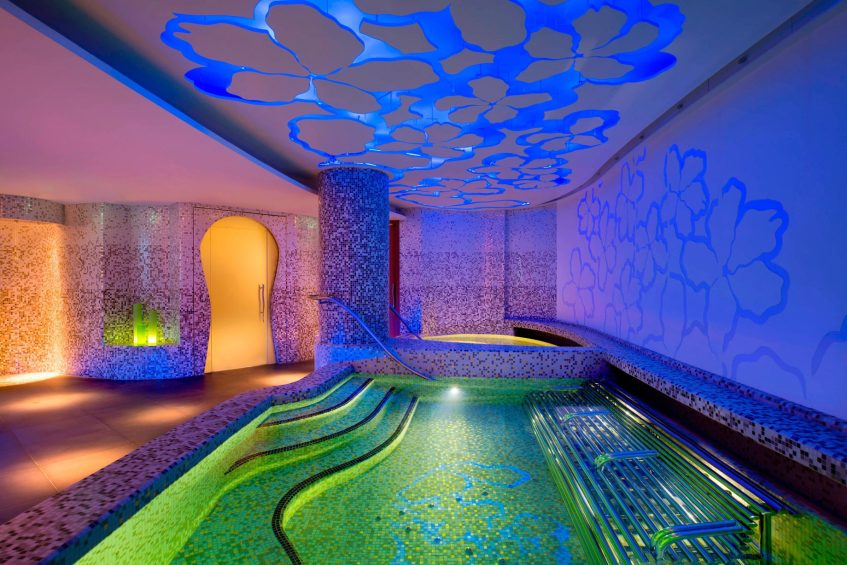 W Singapore Sentosa Cove Hotel - Singapore - AWAY Spa Vitality Pool