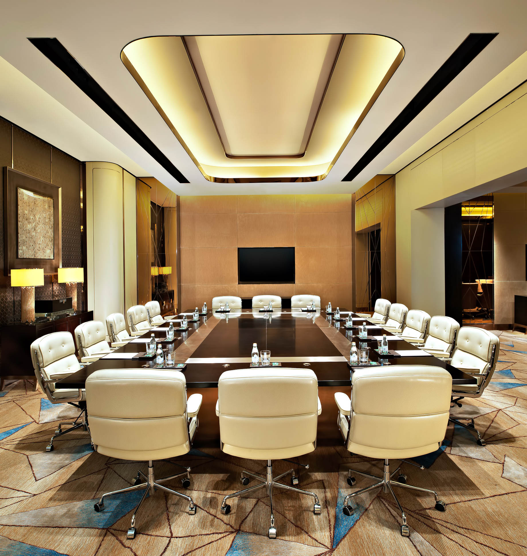 The St. Regis Shenzhen Hotel – Shenzhen, China – Meeting Boardroom