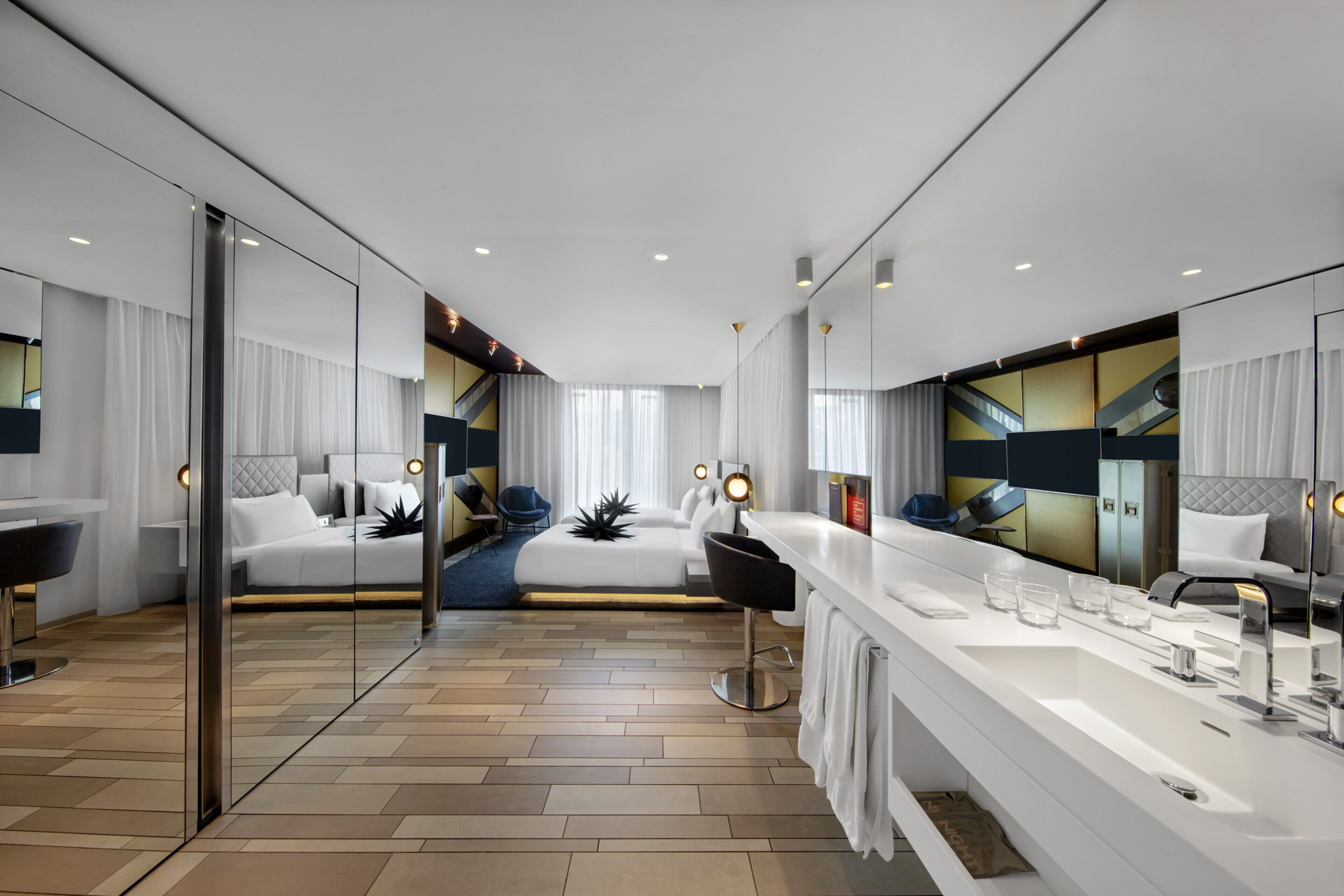 W London Hotel – London, United Kingdom – Spectacular Twin Guest Room Vanity