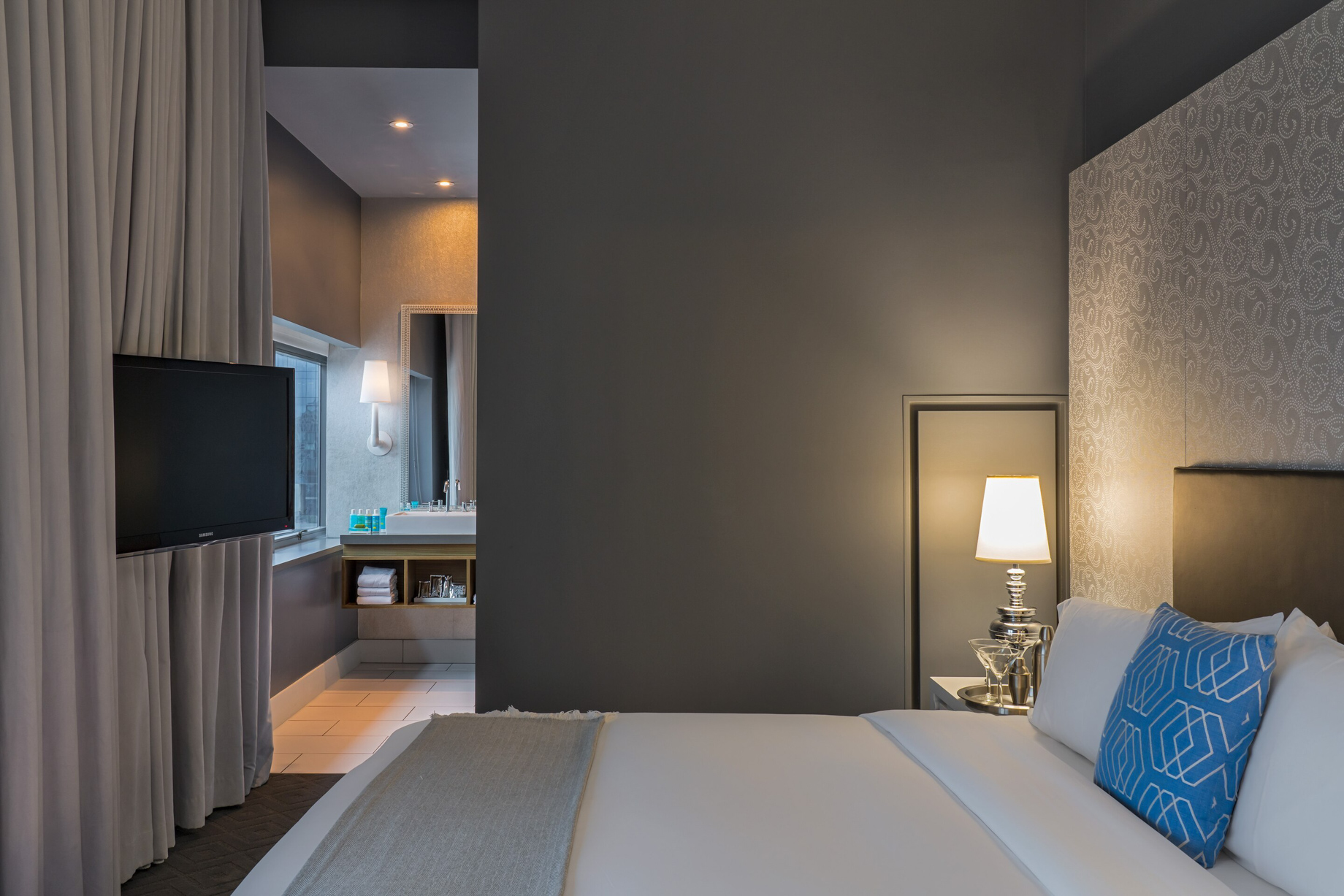 W Austin Hotel - Austin, TX, USA - WOW Suite Master Bedroom