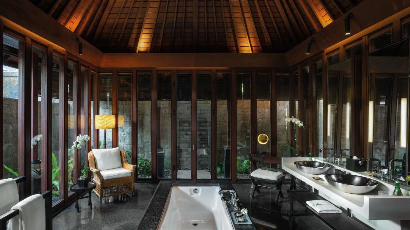 Bvlgari Resort Bali - Uluwatu, Bali, Indonesia - The Bvlgari Villa Bathroom