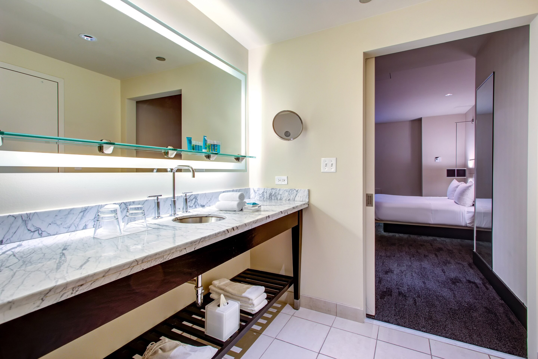 W Chicago City Center Hotel – Chicago, IL, USA – Fantastic Suite Bathroom Vanity