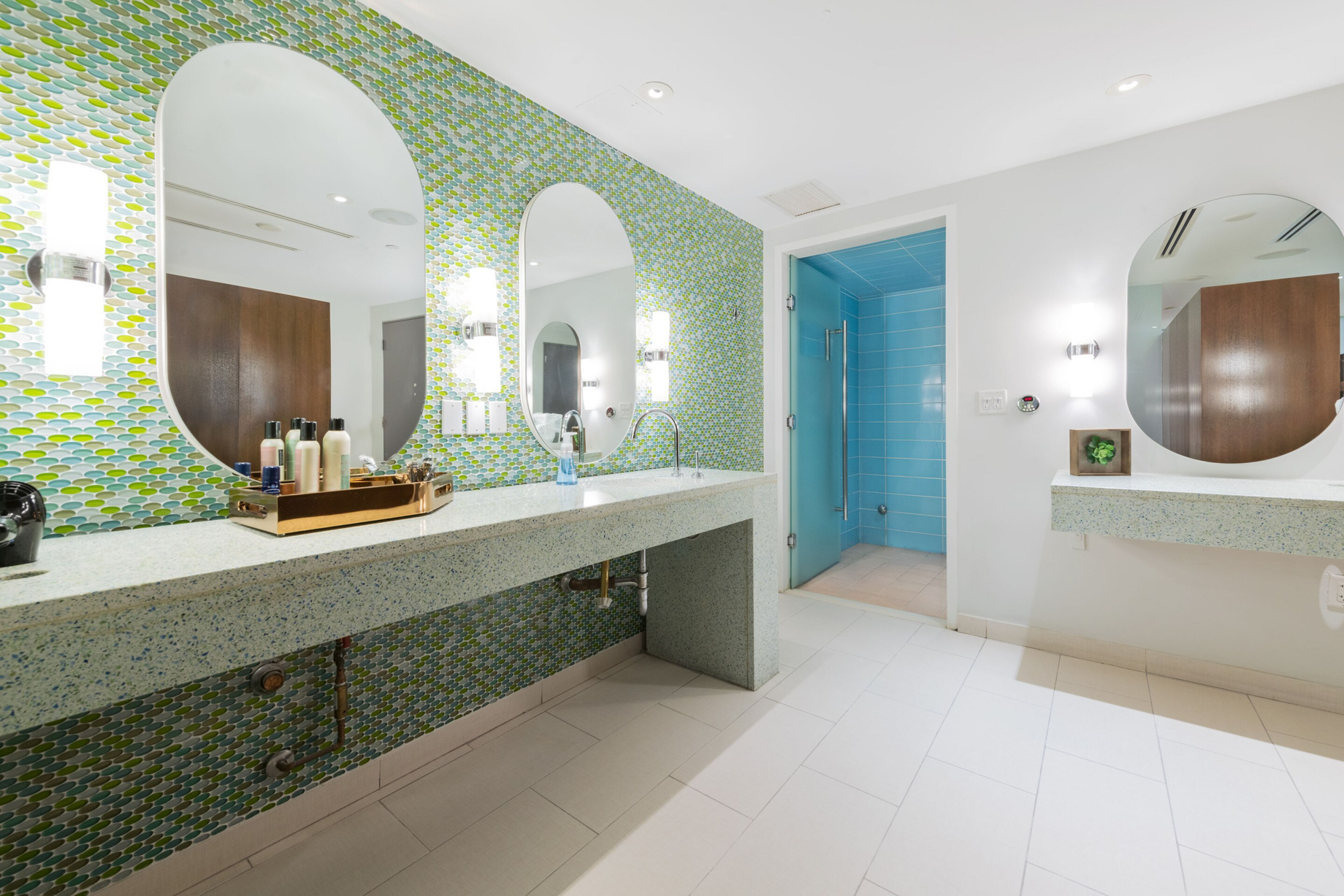 W Fort Lauderdale Hotel – Fort Lauderdale, FL, USA – AWAY Spa Amenities
