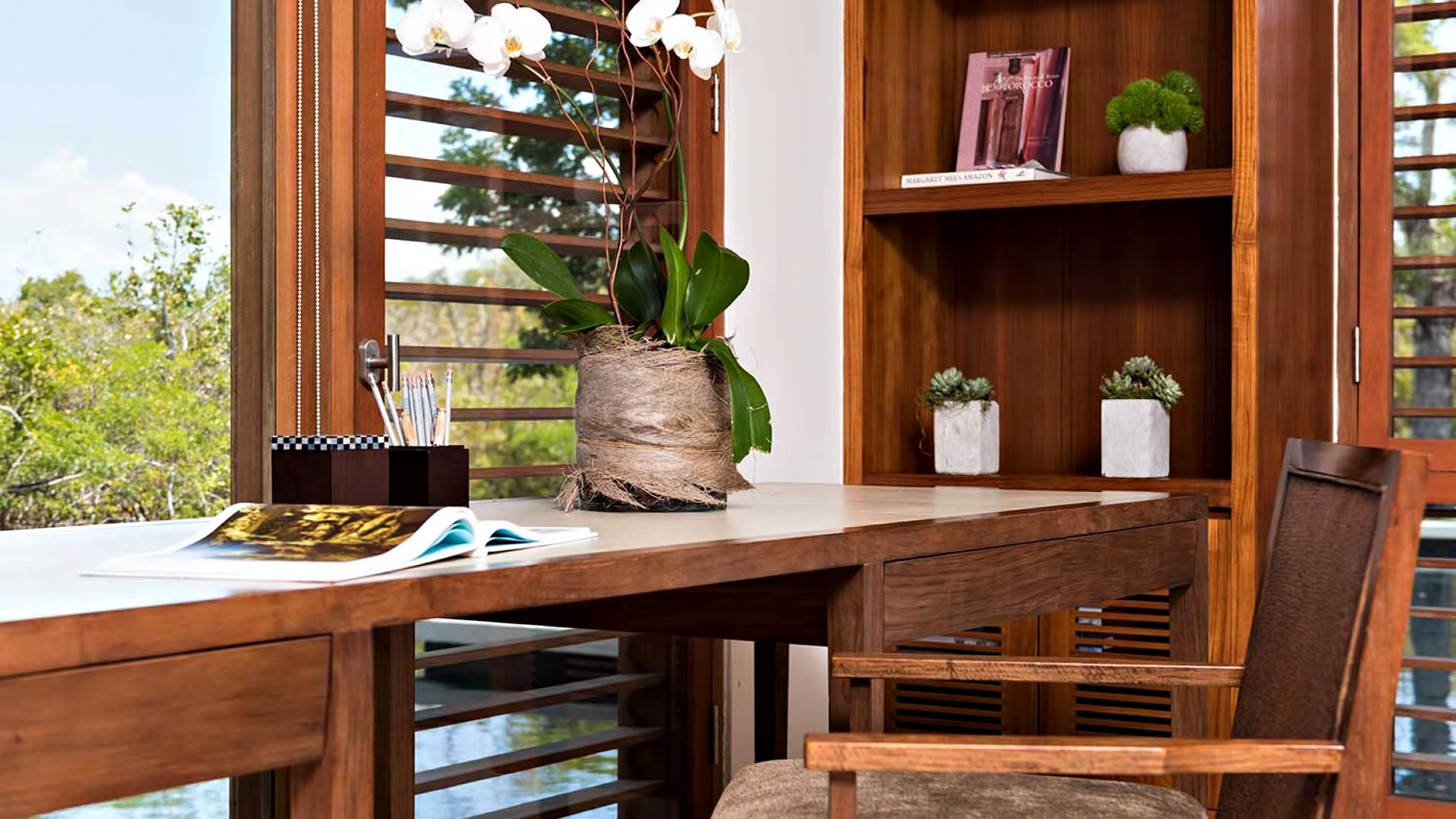 Amanyara Resort – Providenciales, Turks and Caicos Islands – 4 Bedroom Tranquility Villa Desk