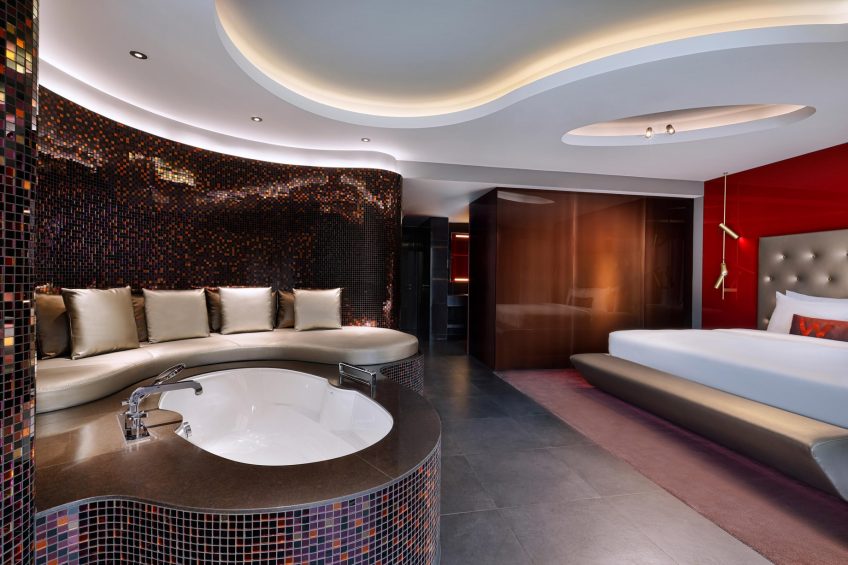W Dubai The Palm Resort - Dubai, UAE - Marvelous Suite Bedroom