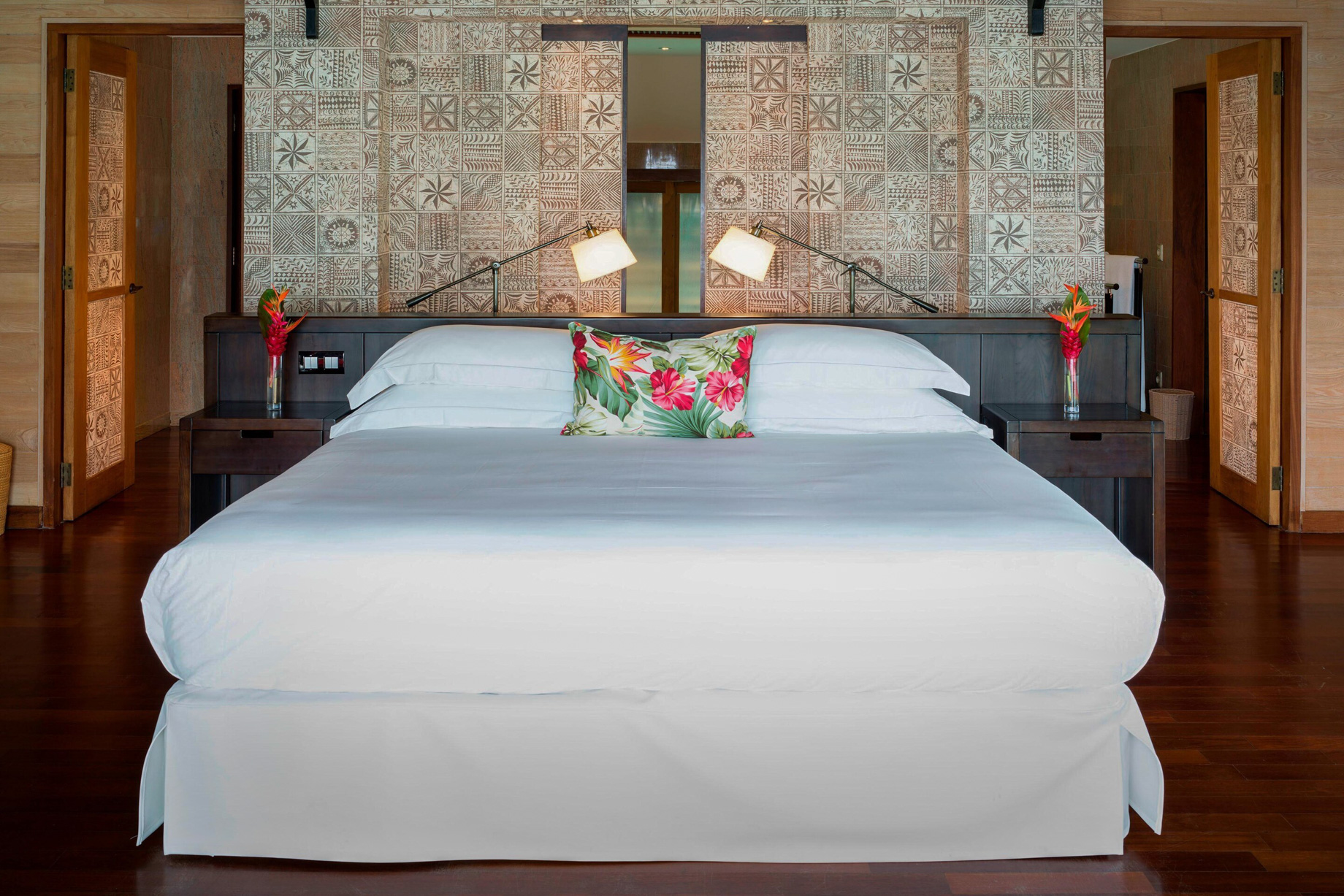 The St. Regis Bora Bora Resort - Bora Bora, French Polynesia - Deluxe Island View King Overwater Villa