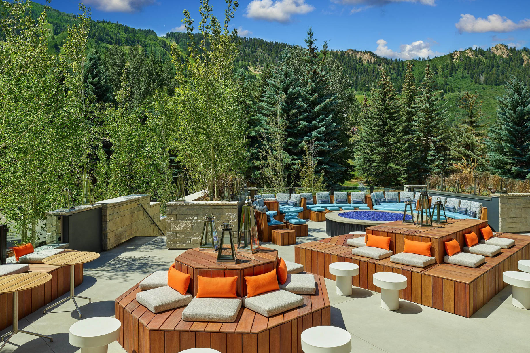 W Aspen Hotel – Aspen, CO, USA – Living Room Terrace