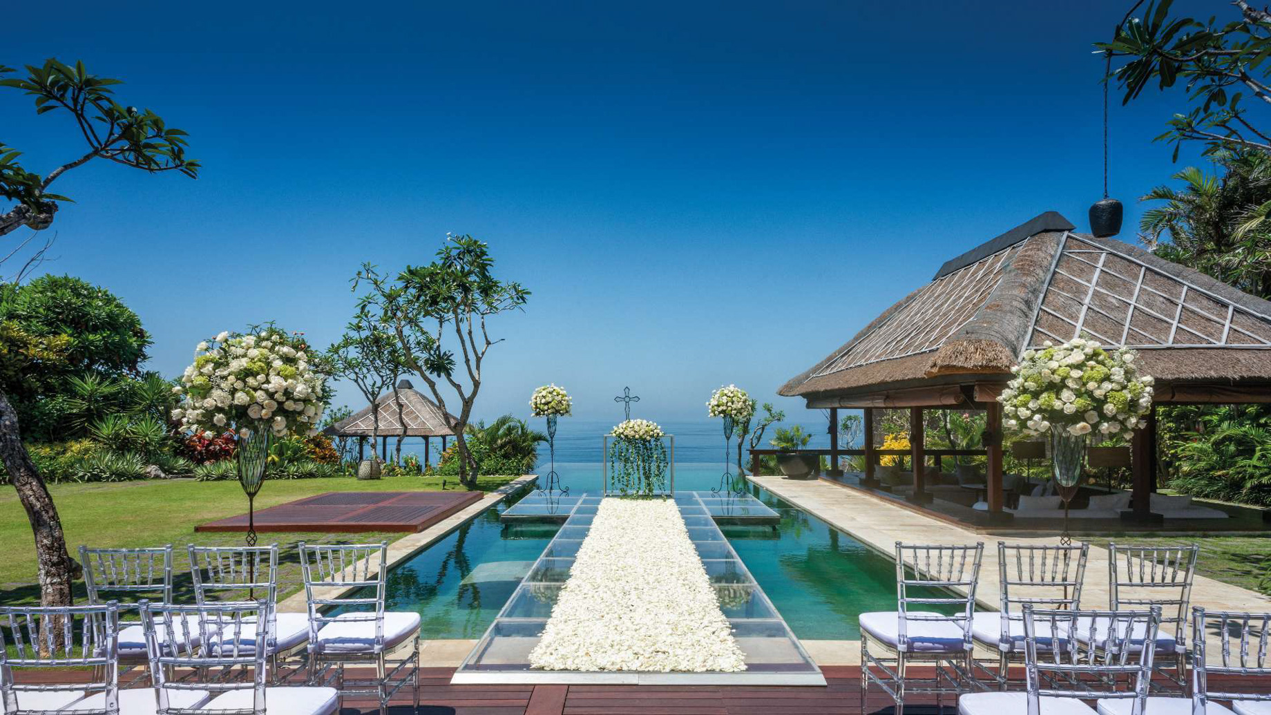 Bvlgari Resort Bali – Uluwatu, Bali, Indonesia – Poolside Wedding Ocean View