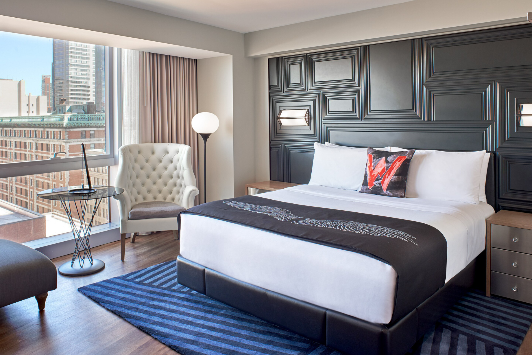 W Boston Hotel – Boston, MA, USA – Mega Guest Room King Bed